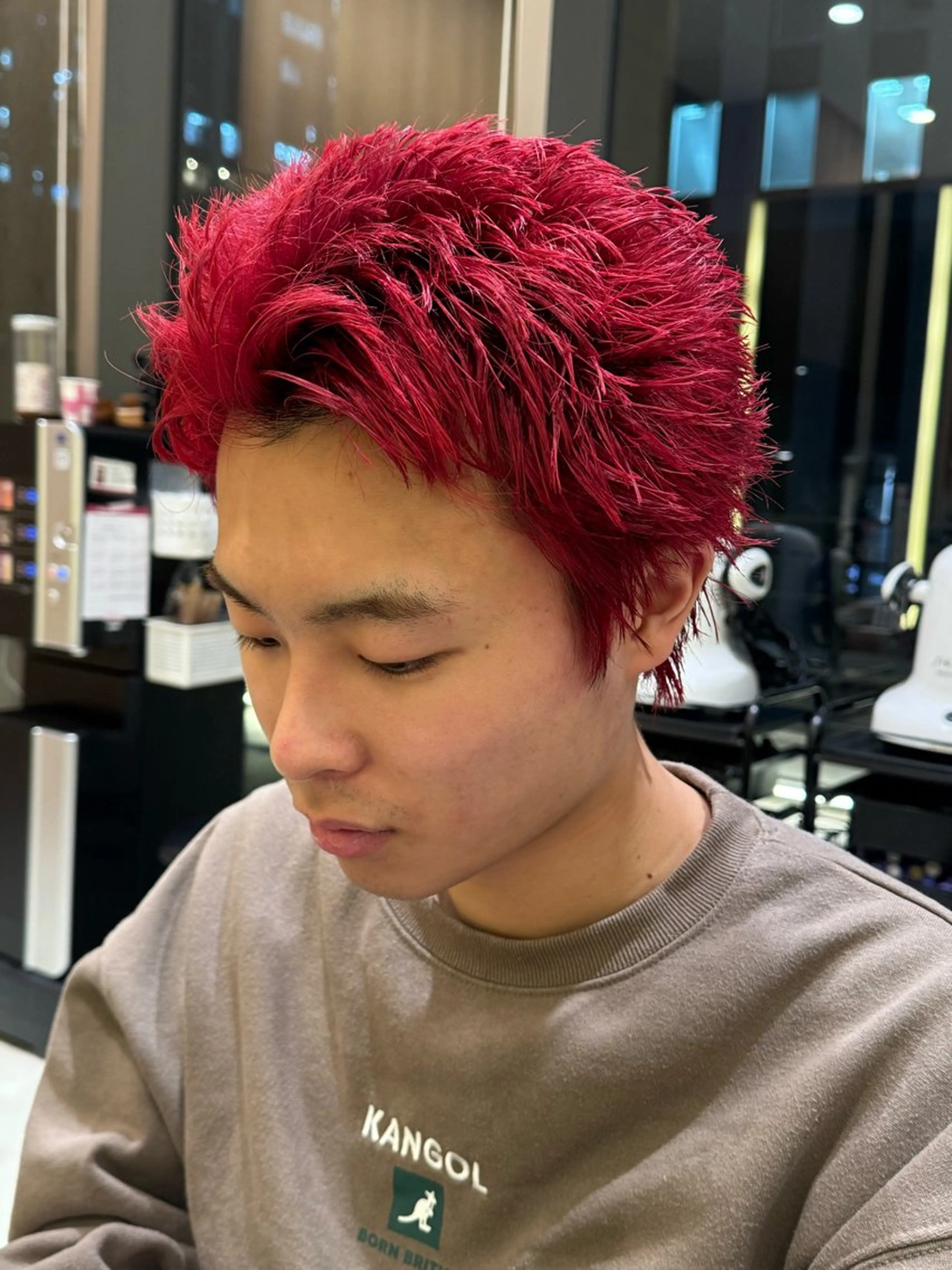 ショート カラー 鈴木 碧人のヘアスタイル