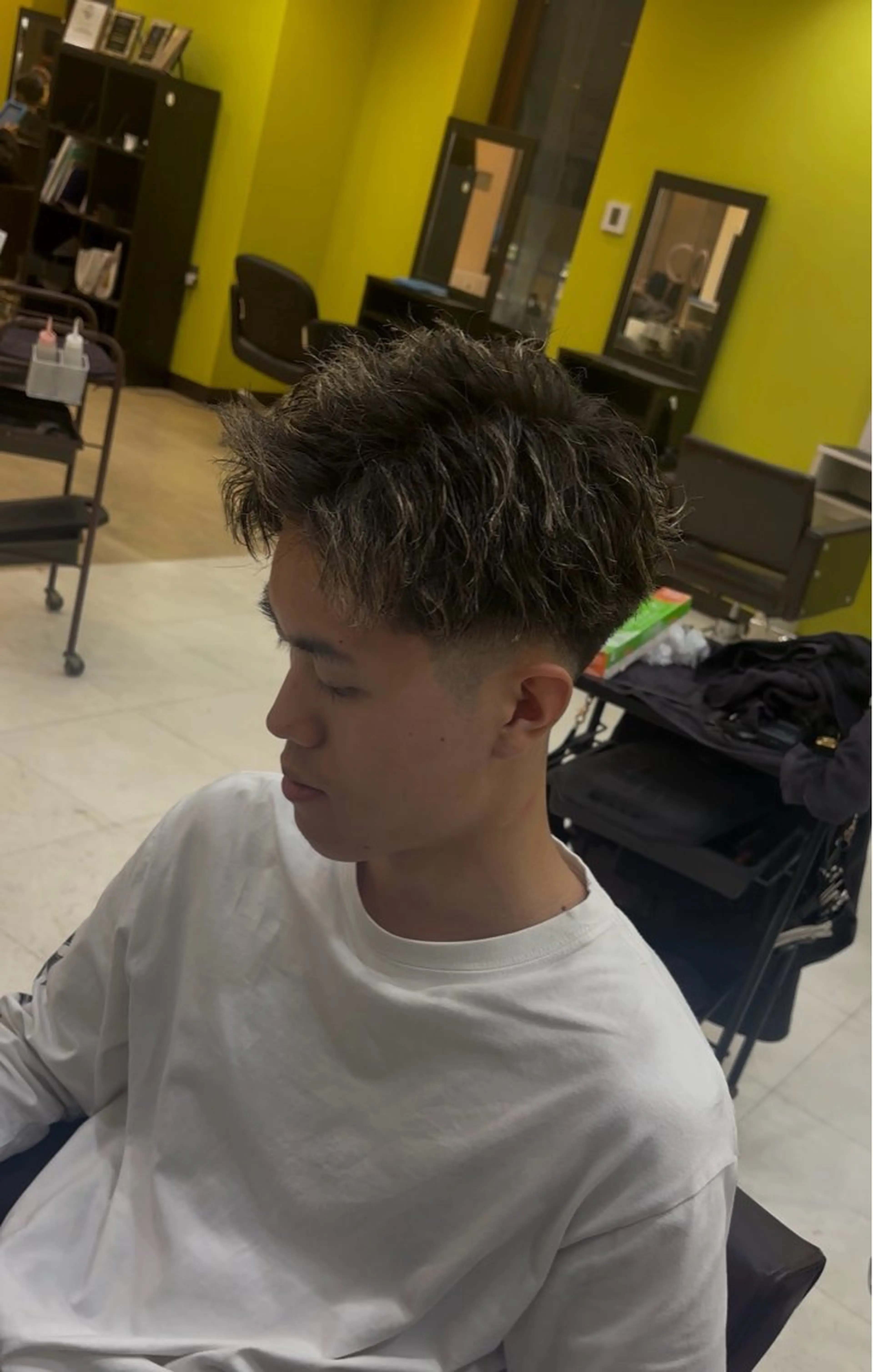 【minimo特別価格】ゆるーいパーマは卒業！バチバチイケイケパーマで雰囲気を出しましょう🔥の写真