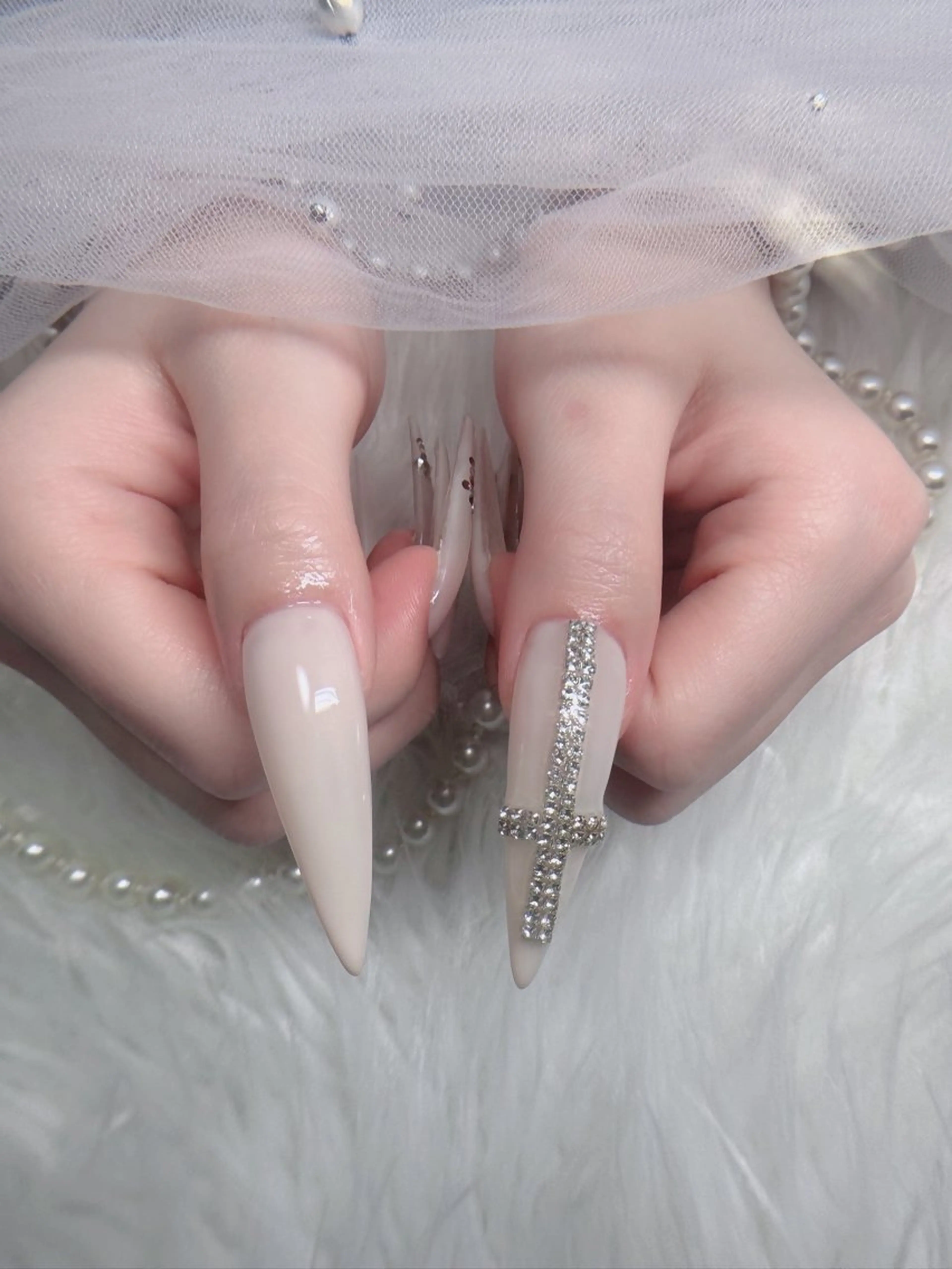 ネイル オーロラネイル フレンチネイル ジェルネイル ハロウィン キラキラネイル ハンドネイル H.baby Nail Salonのネイルデザイン