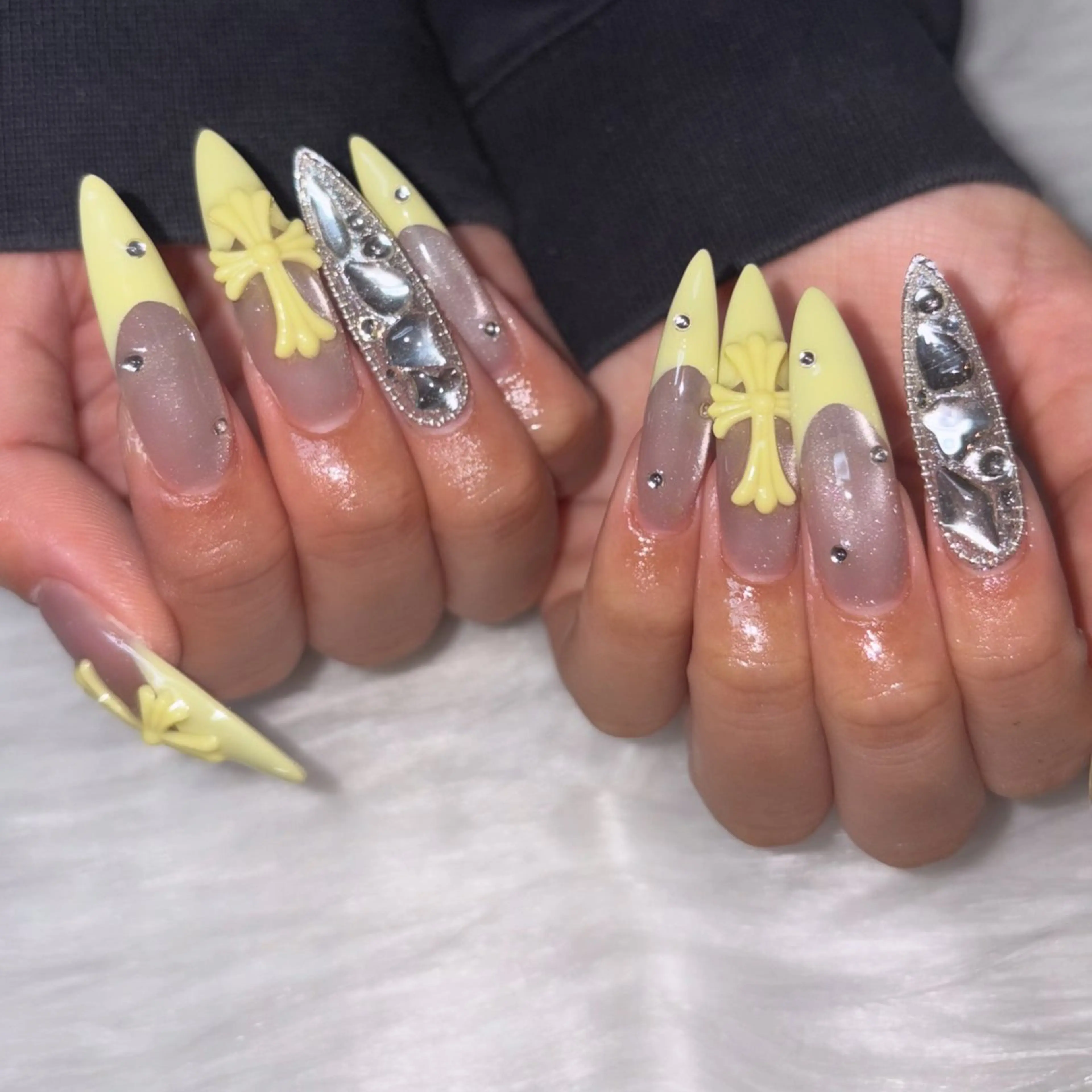 ネイル ハンドネイル 𝑗𝑢𝑛𝑛𝑎 𝑛𝑎𝑖𝑙のネイルデザイン