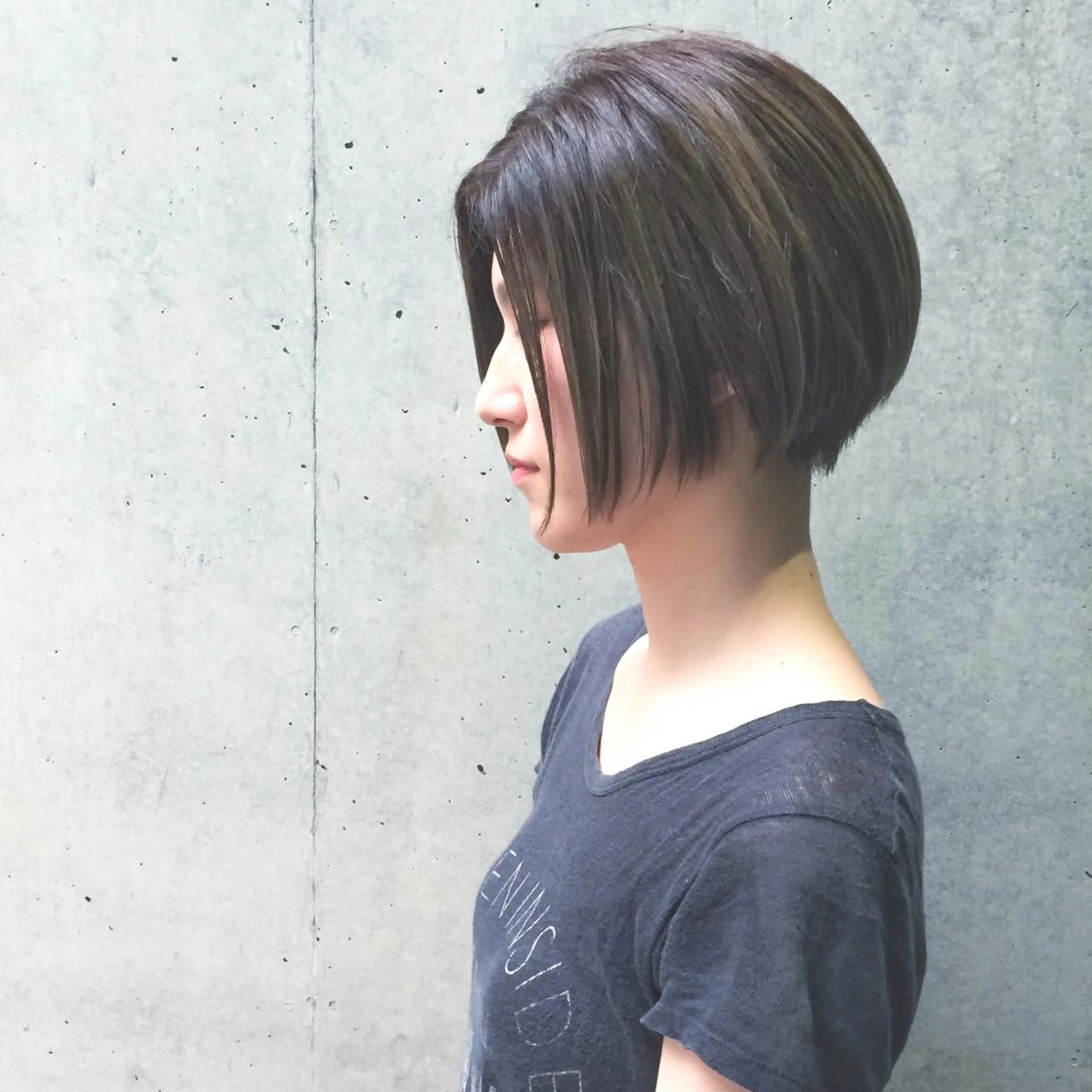 ショート カラー カット 井上 美奈子のヘアスタイル
