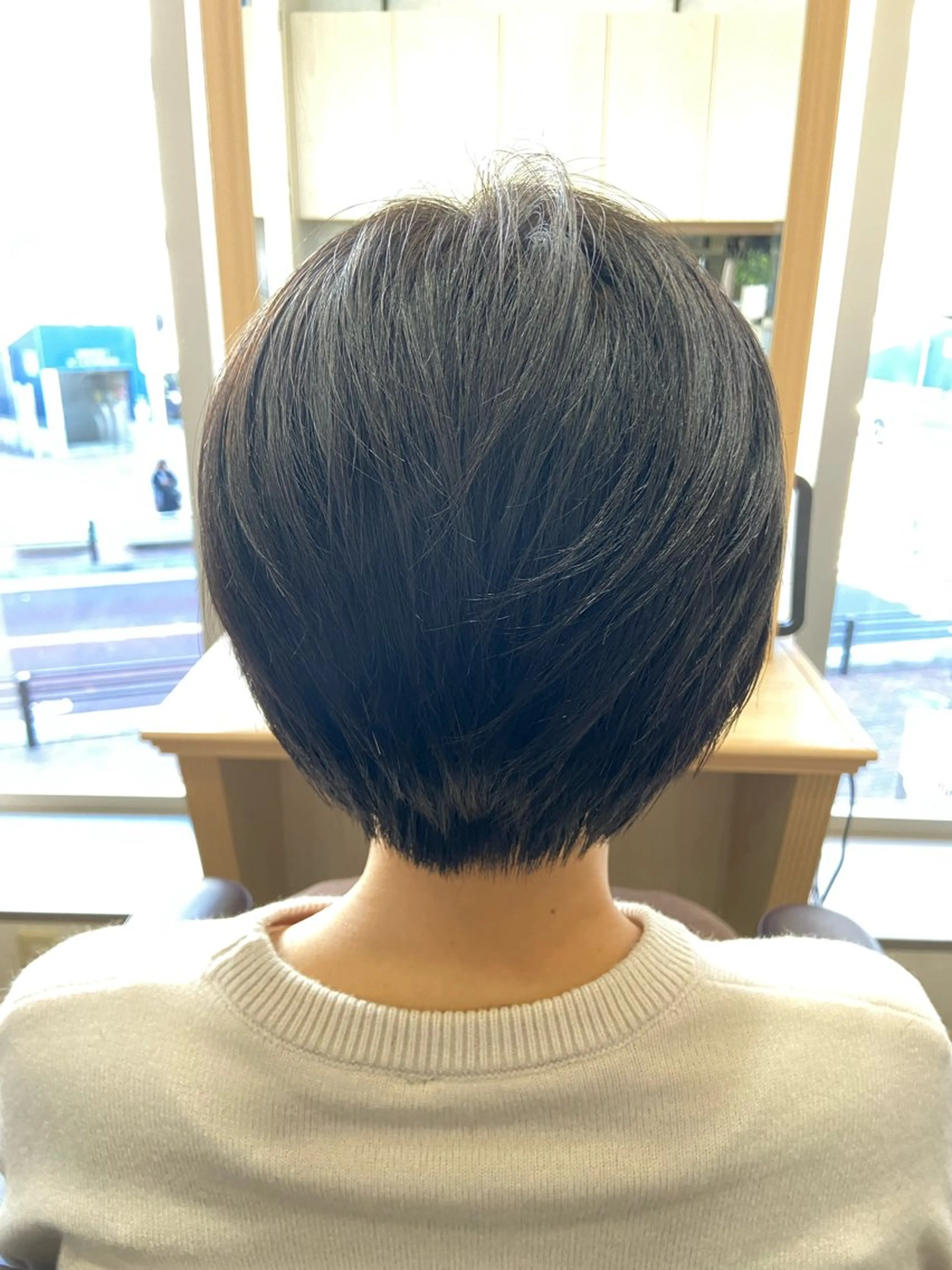 ショート コバヤシ ユウスケのヘアスタイル