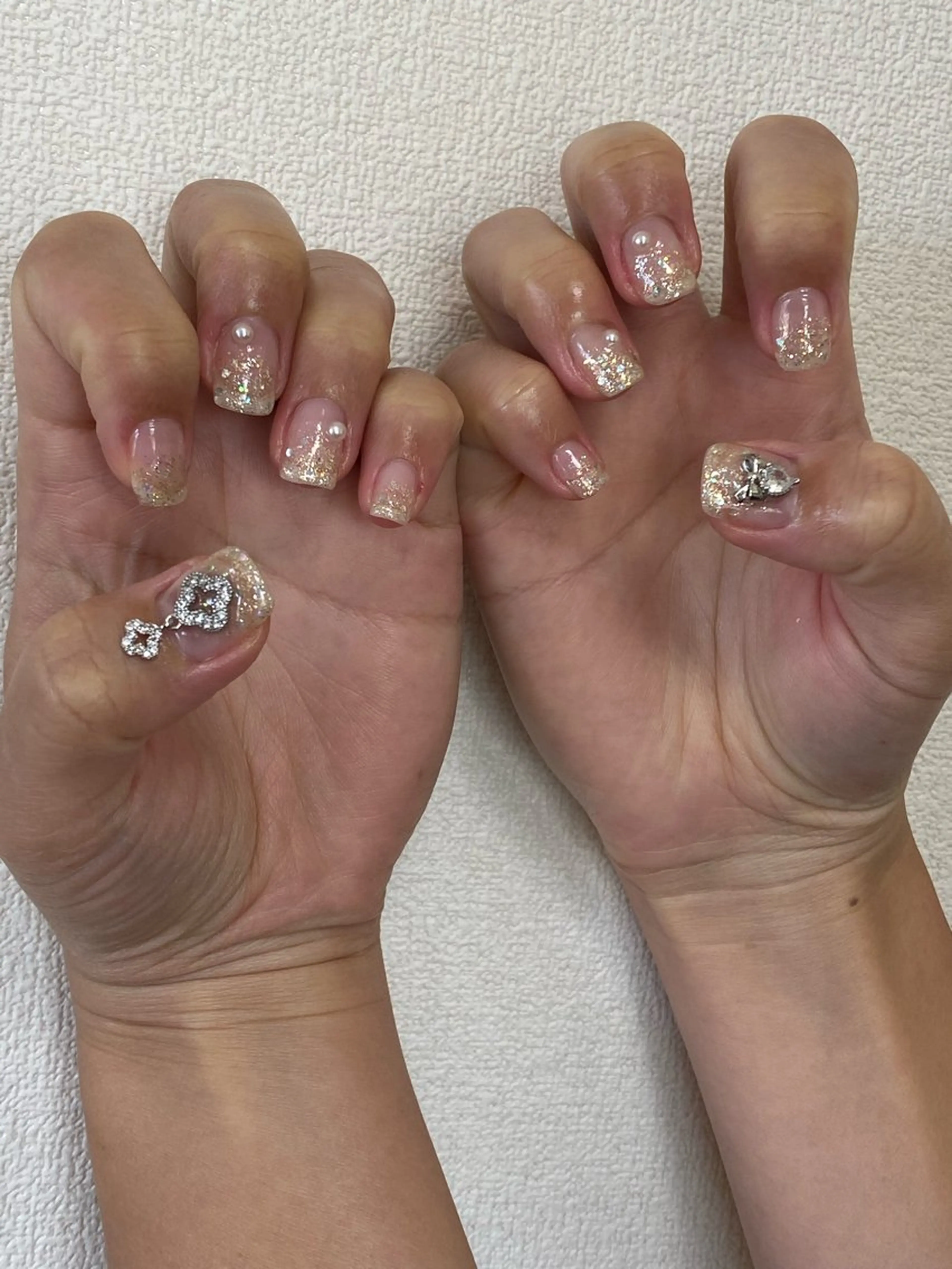 ネイル ラメ(グリッター) ラメグラデーション ハンドネイル 自宅サロン FeelFreeのマツエク・マツパデザイン