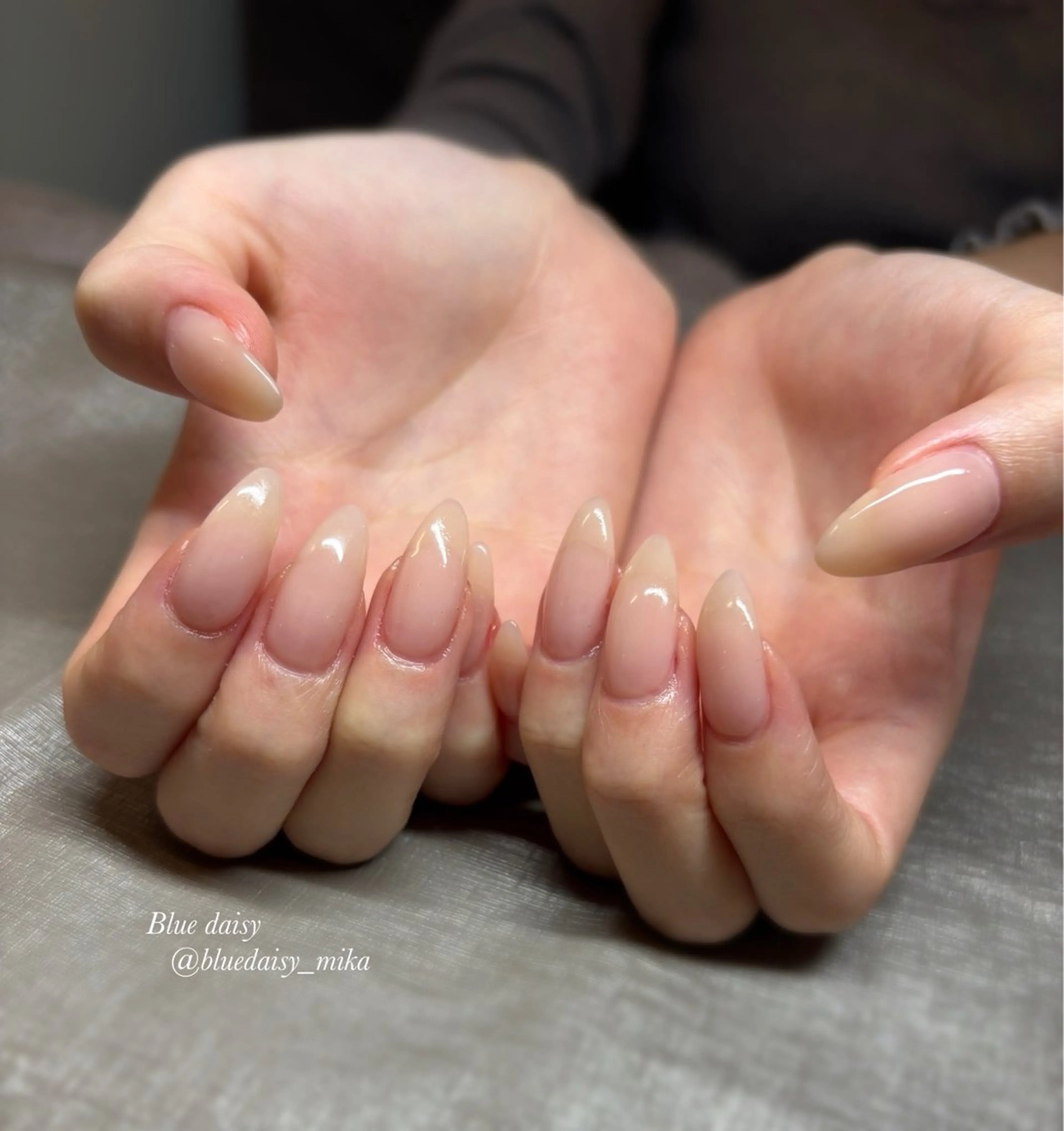 ネイル ワンカラーネイル ハンドネイル Blue daisy 栄本店のネイルデザイン