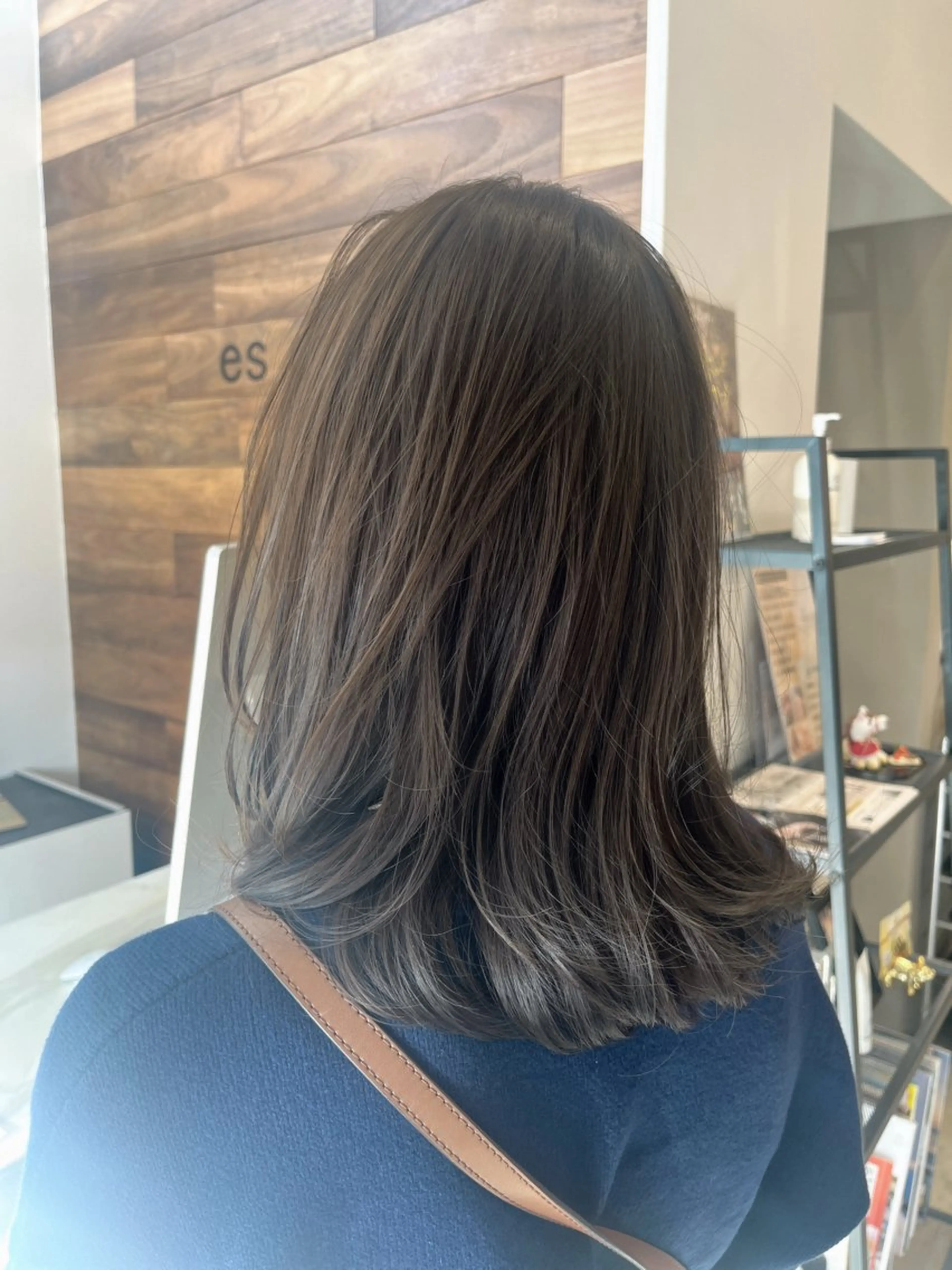 ミディアム 垢抜け/イメチェン color🦩ちあきのヘアスタイル