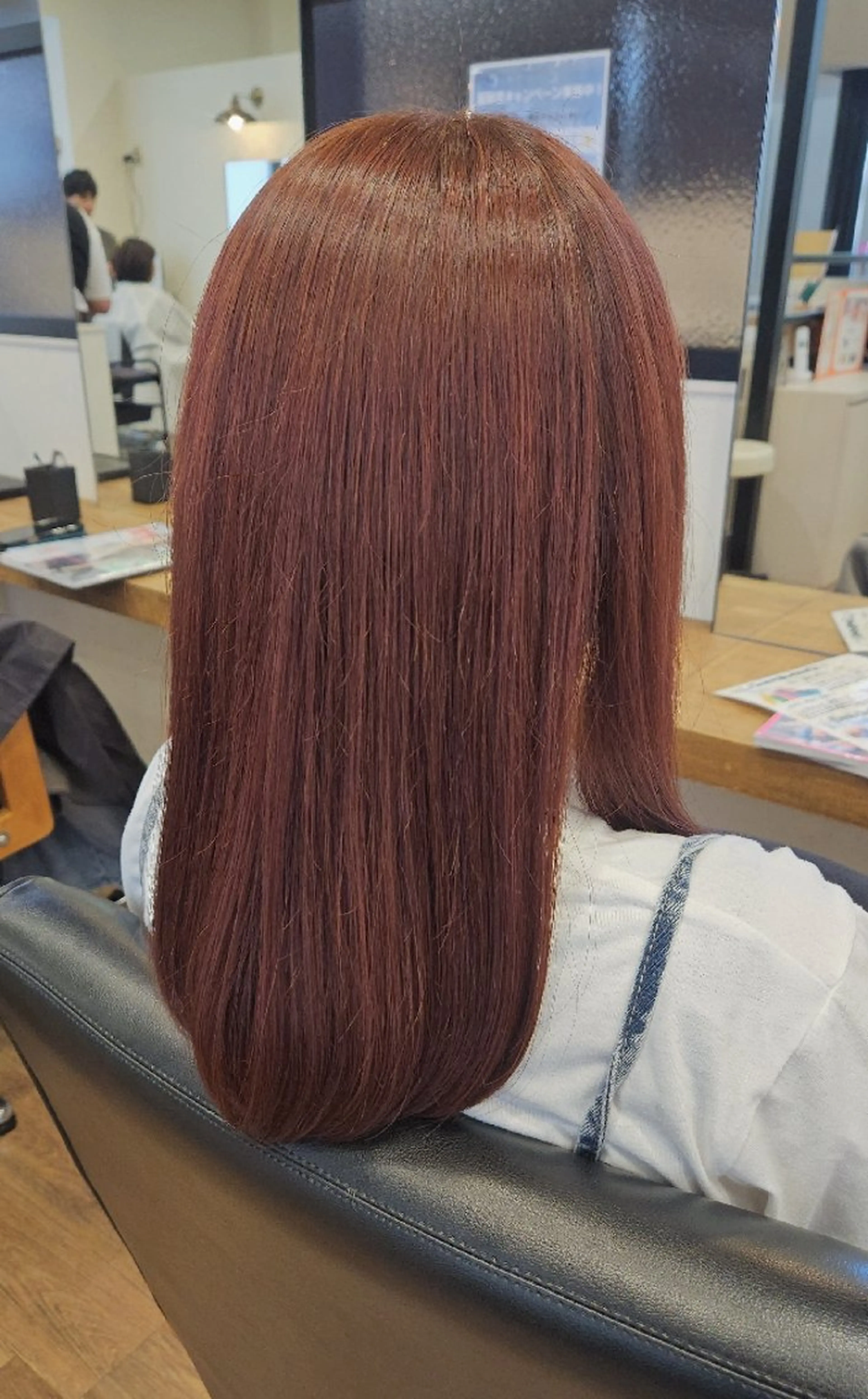 セミロング カラー ヘアカラー トリートメント 関口 友菜のヘアスタイル