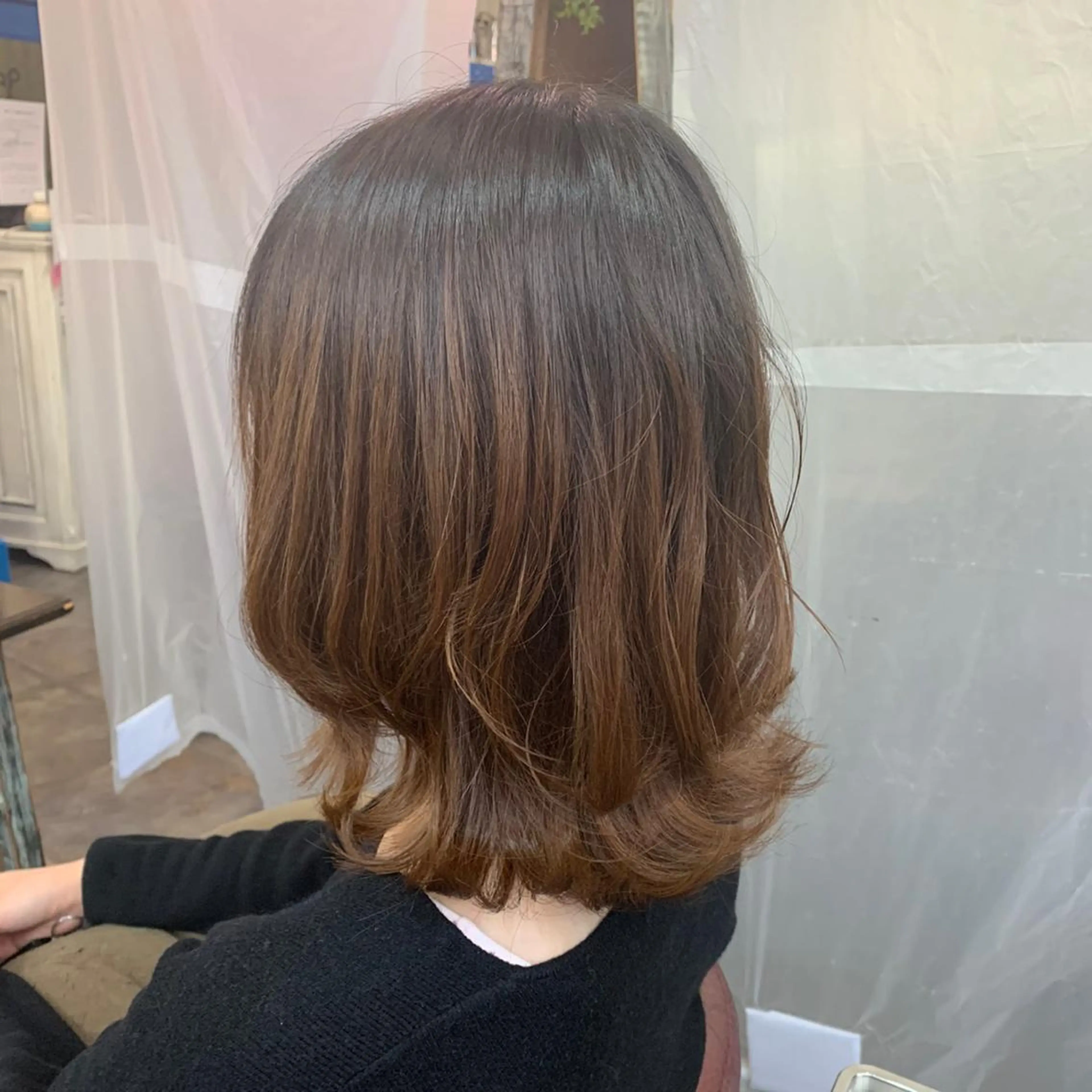 ミディアム カットパーマ✂️ 小坂田玲亜のヘアスタイル