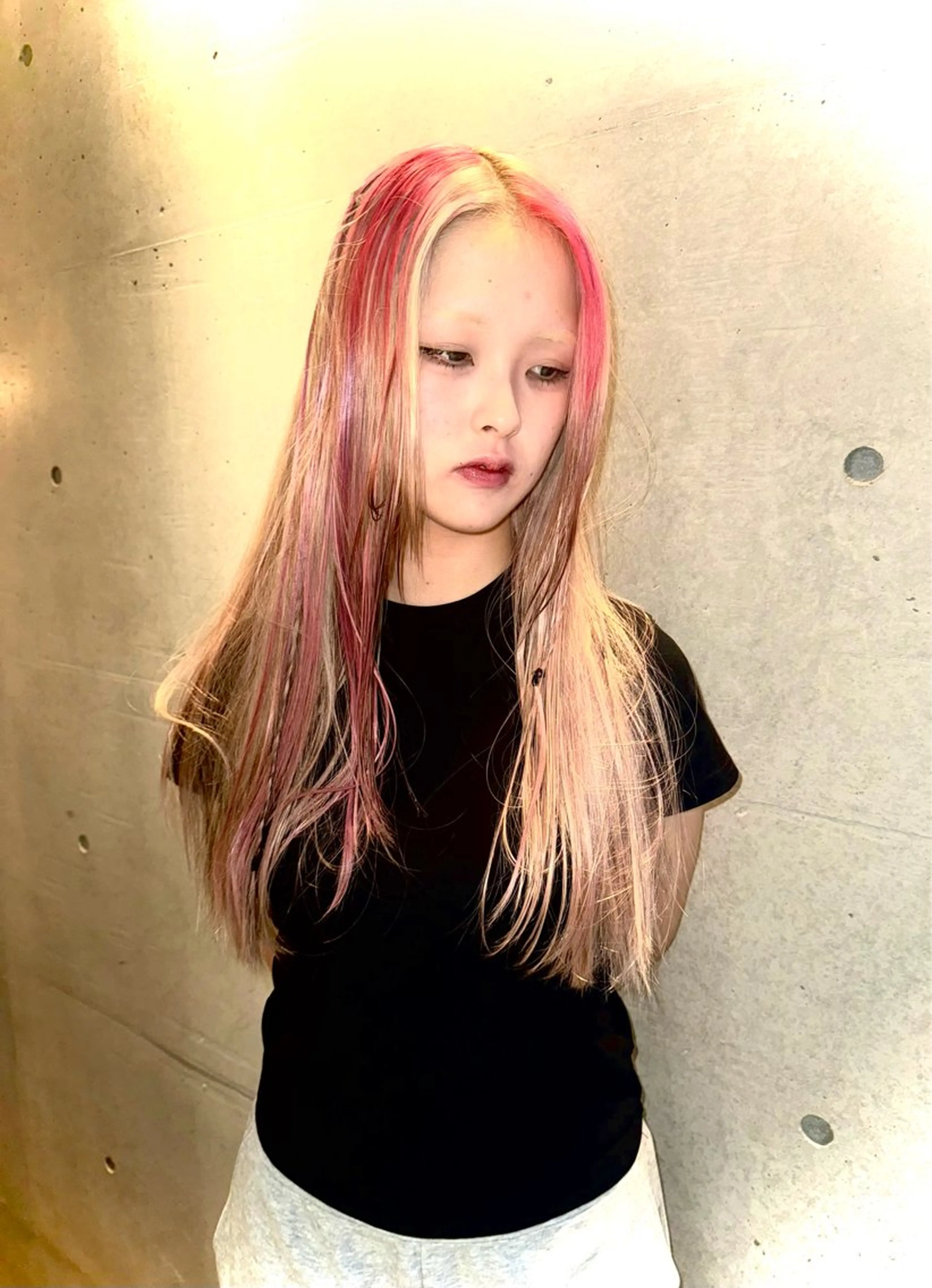 ロング カラー カット ヘアカラー トリートメント デザインカラー⭐︎★ 🐆hyo🐆のヘアスタイル