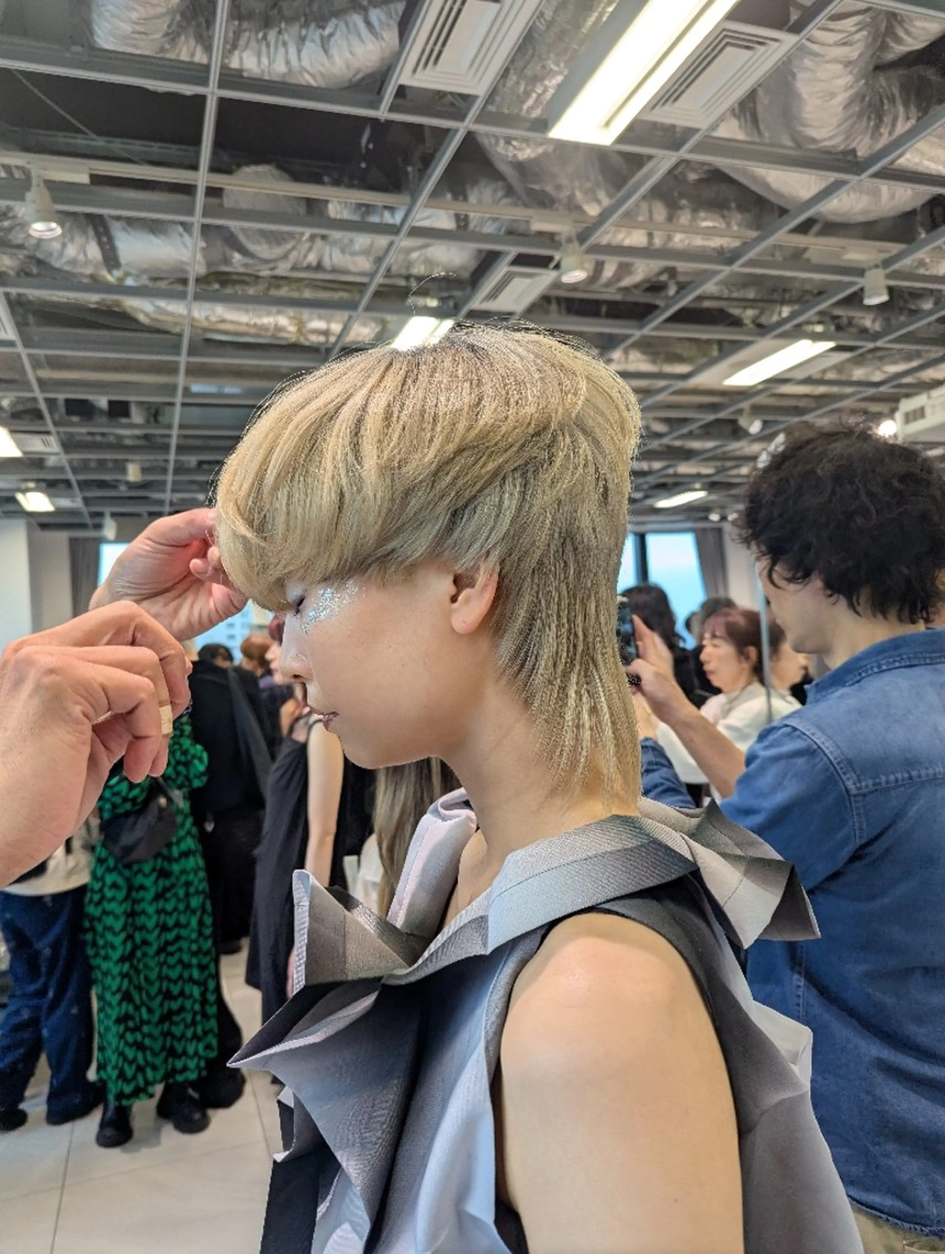 ショート 早坂 繁喜のヘアスタイル