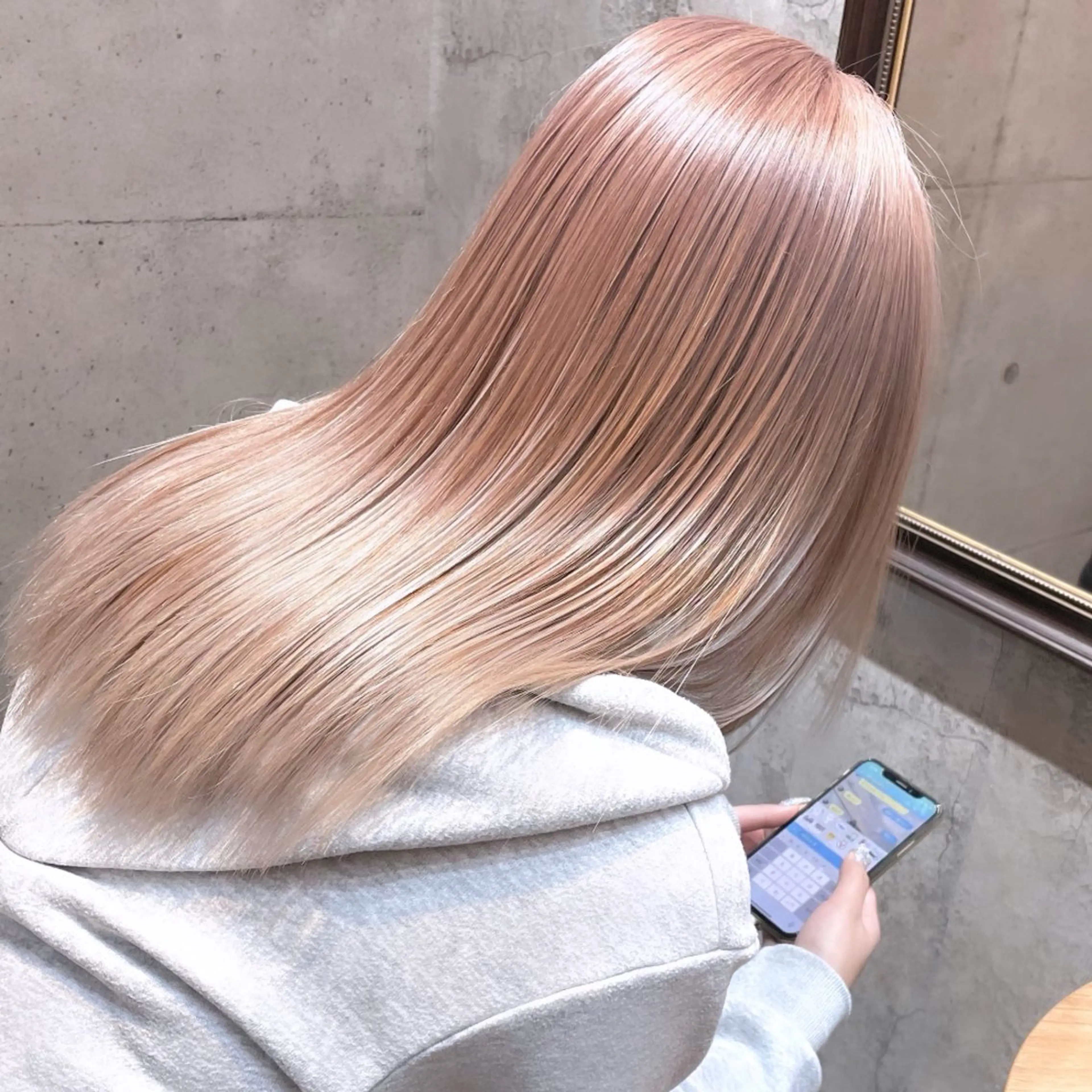 セミロング ヘアカラー N° jillva ♦️川端裕司♦️のヘアスタイル