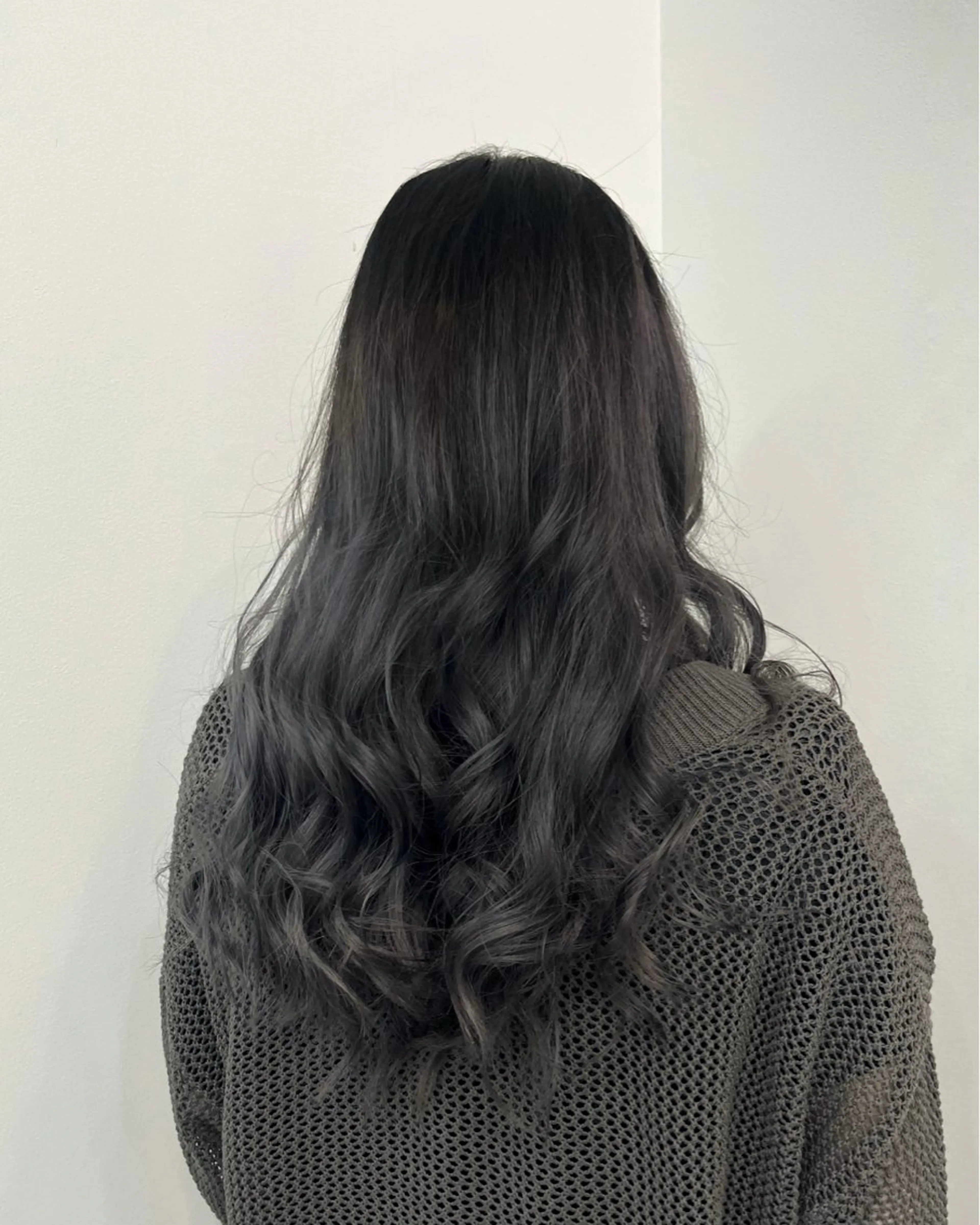 ロング カラー アッシュ アッシュグレー グラデーションカラー ✨🫧カットモデル 募集中🫧✨古川凌大のヘアスタイル