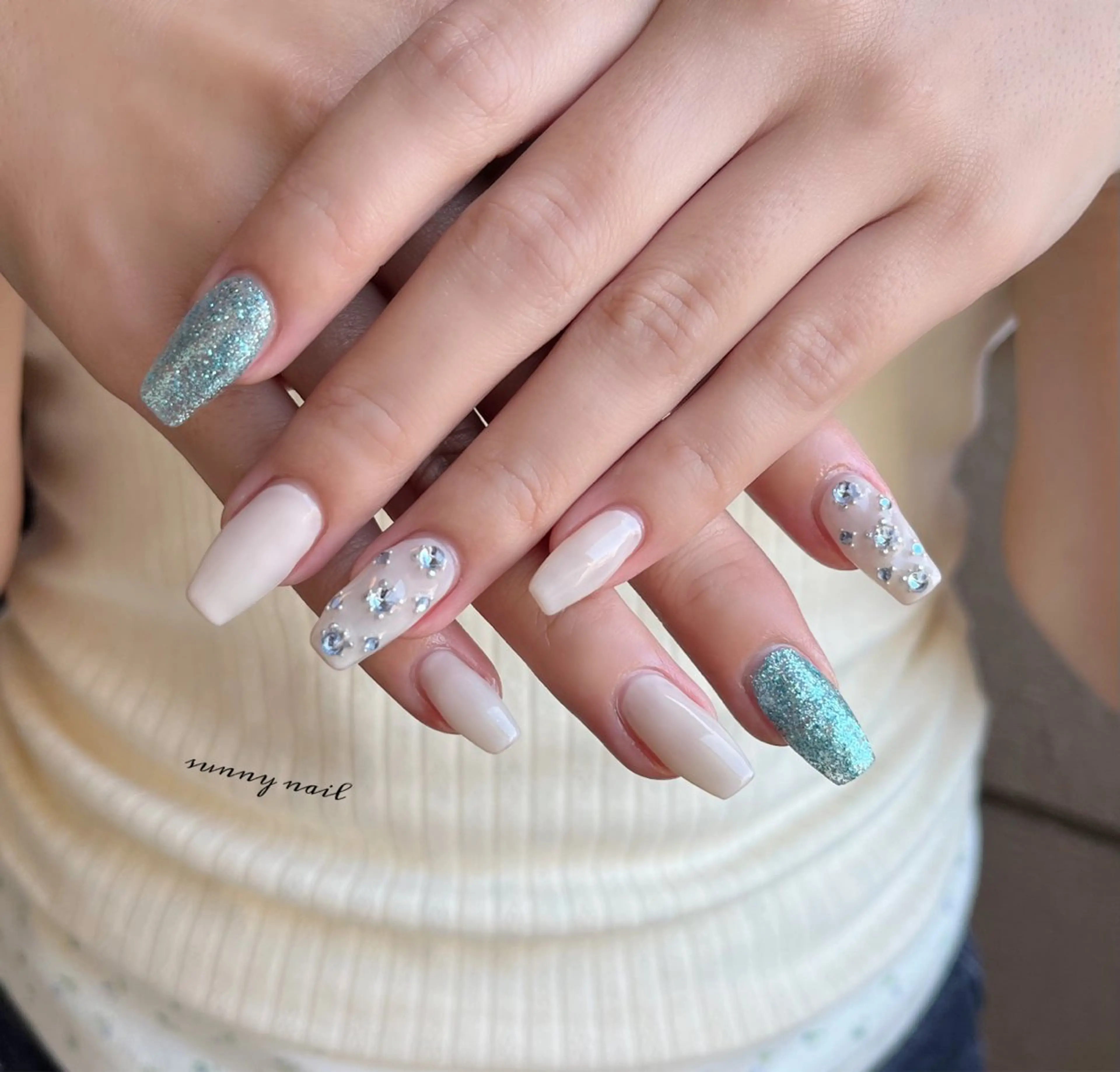 ネイル ブルー ジェルネイル 水色 パラジェル sunny nailのネイルデザイン