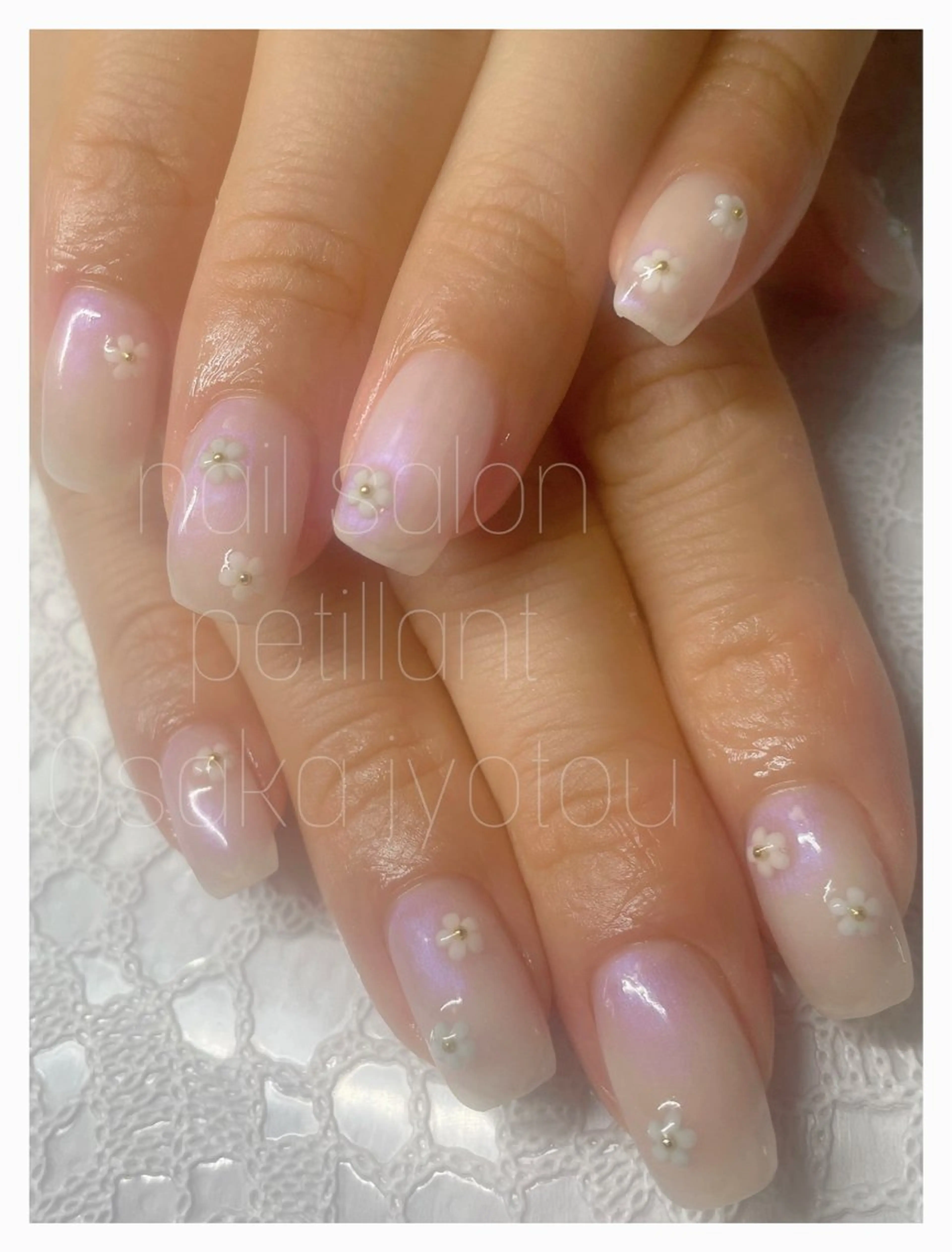 ネイル アートネイル オーロラネイル ホワイト nail salon petillantのネイルデザイン