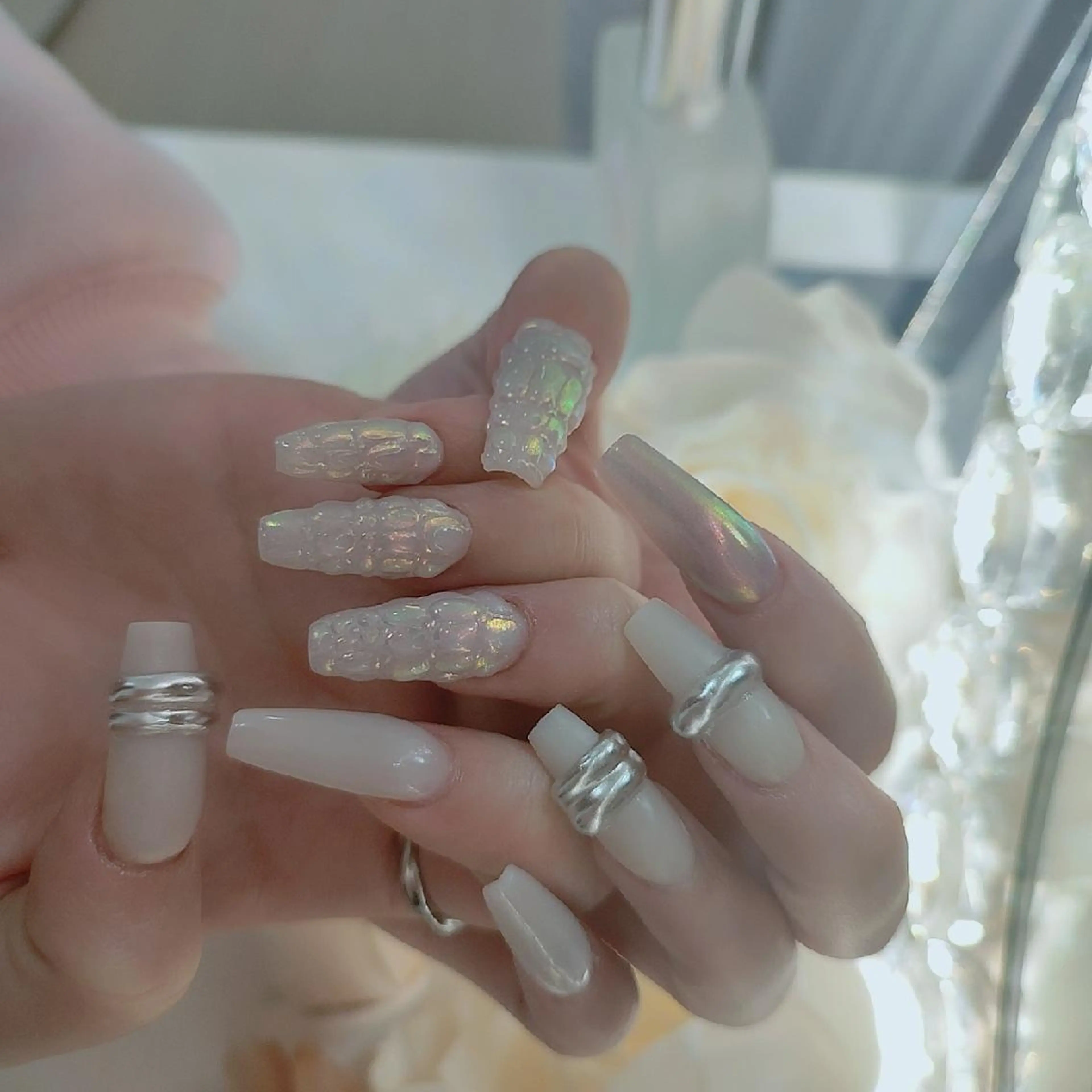 ネイル ハンドネイル RUNWAY 　　の眉毛・アイブロウイメージ