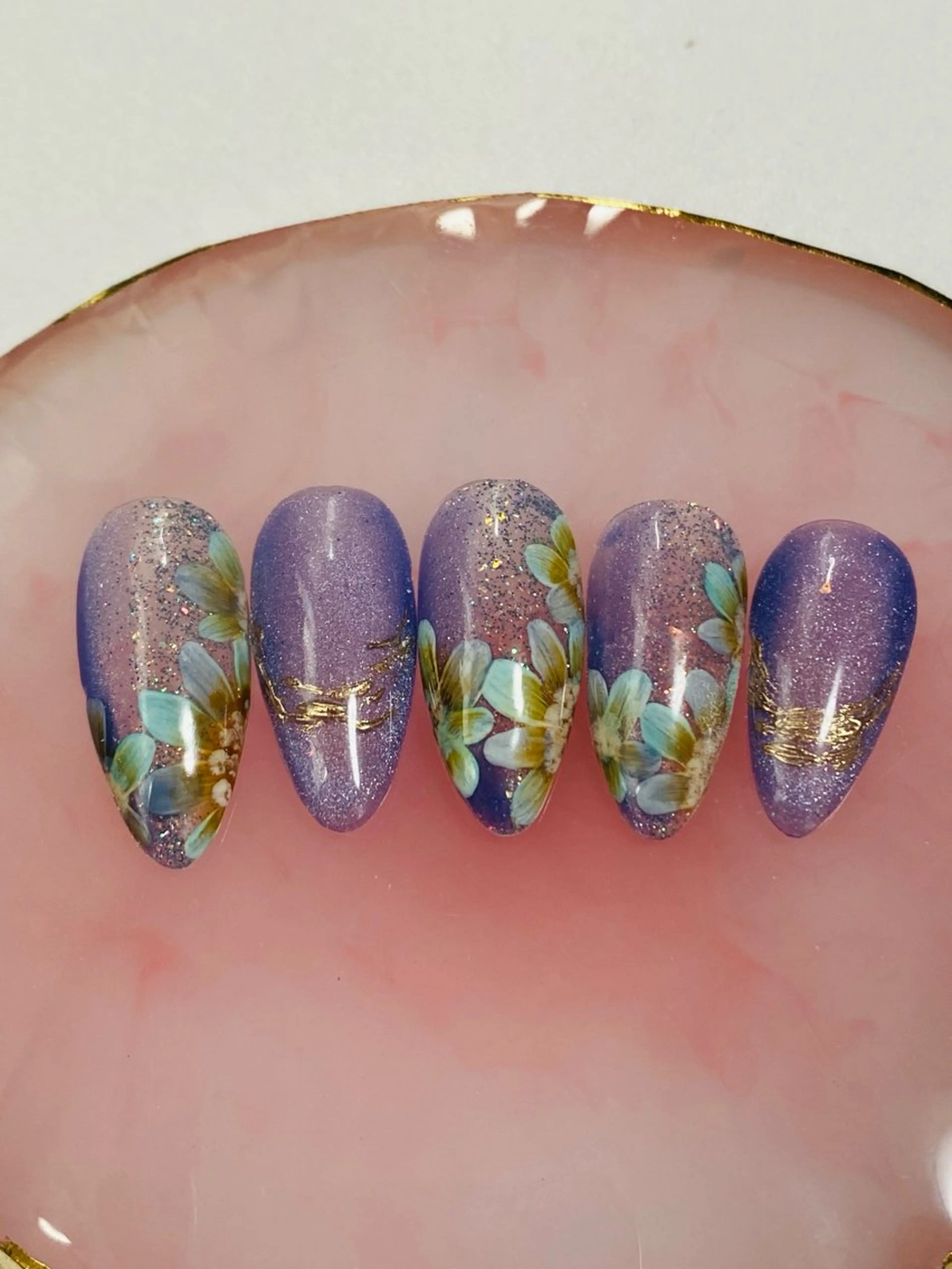 ネイル フラッシュネイル フラッシュマグ フラワーネイル 自宅ネイルサロン ♦️nuance♦️のネイルデザイン