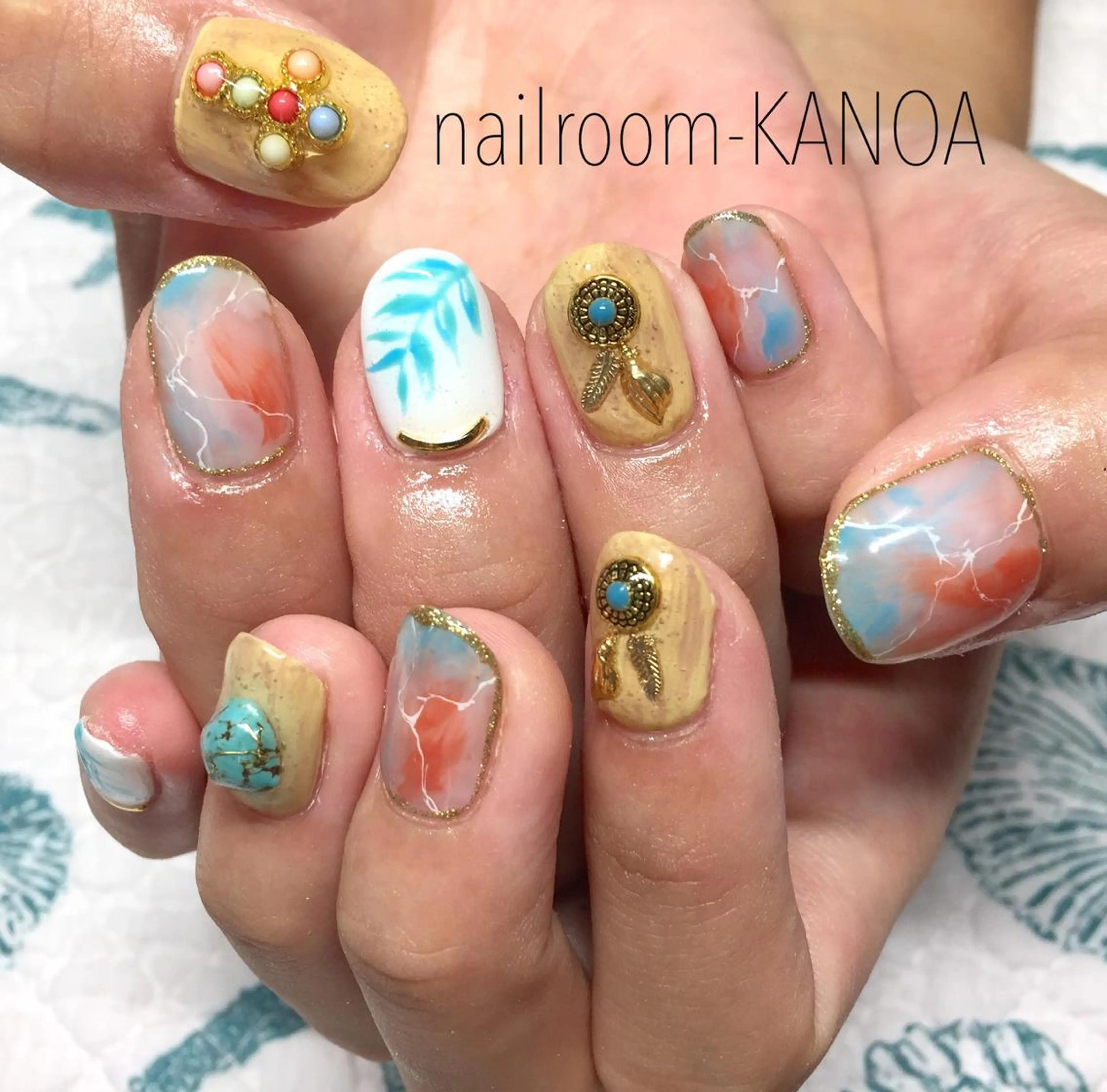 ショート ネイル 大理石ネイル(マーブル) nailroom- KANOAのネイルデザイン