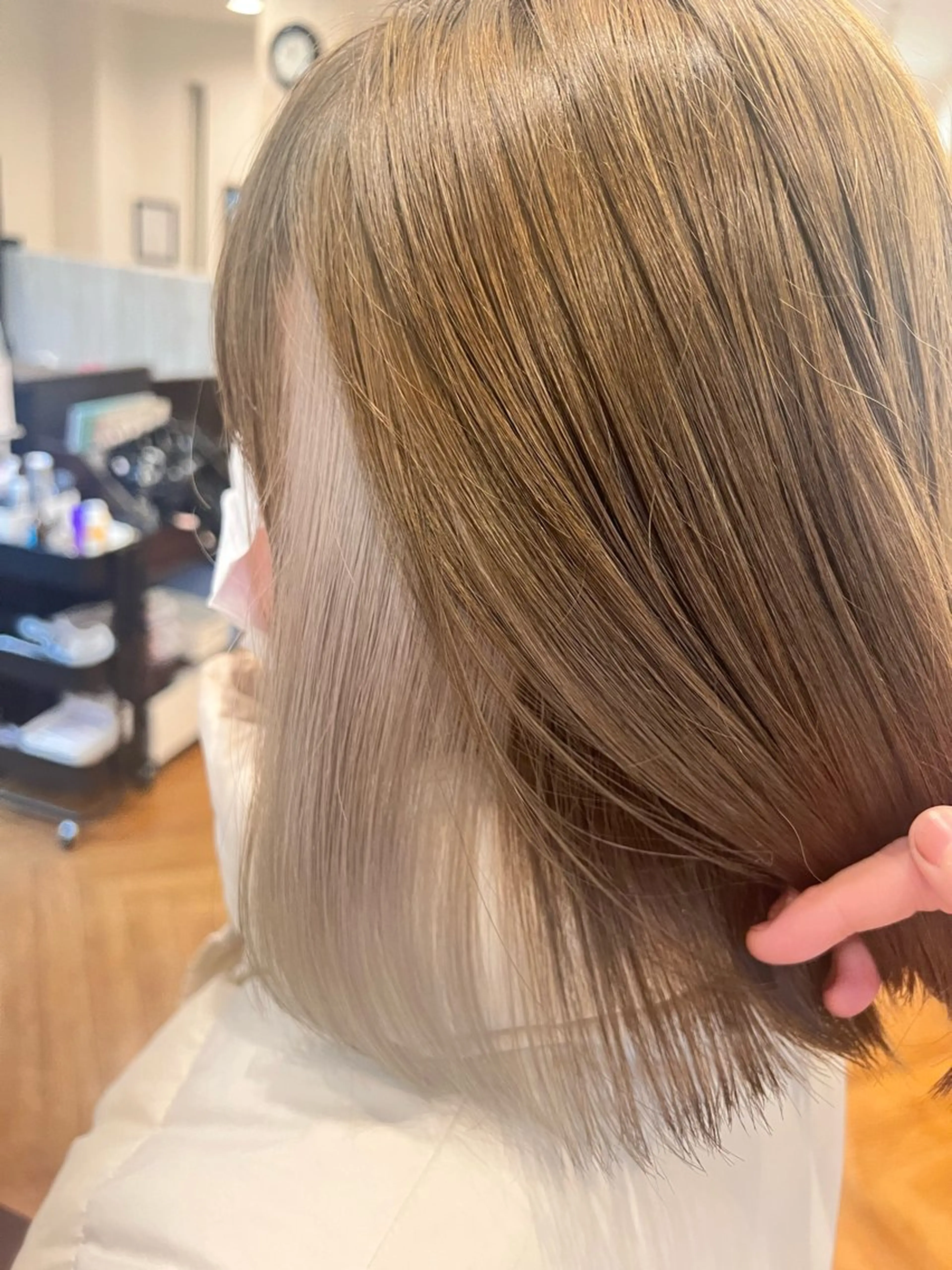 割引半額以上✂︎スタイルチェンジのカット+ブリーチ+カラーの写真