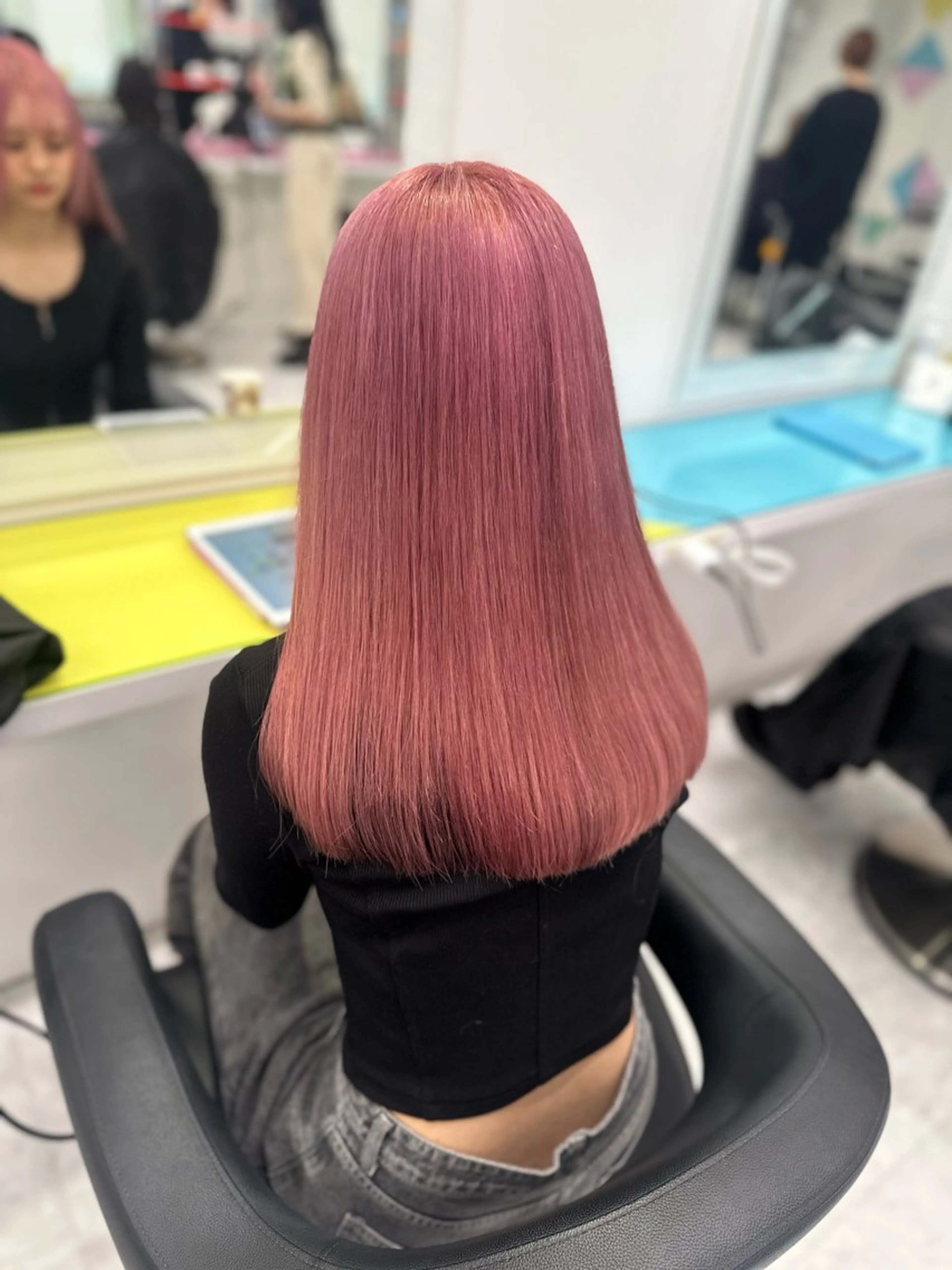 セミロング カラー ブリーチ ケアブリーチ ハイトーンカラー ピンクカラー ♡ダブルカラー特化♡ miyuのヘアスタイル