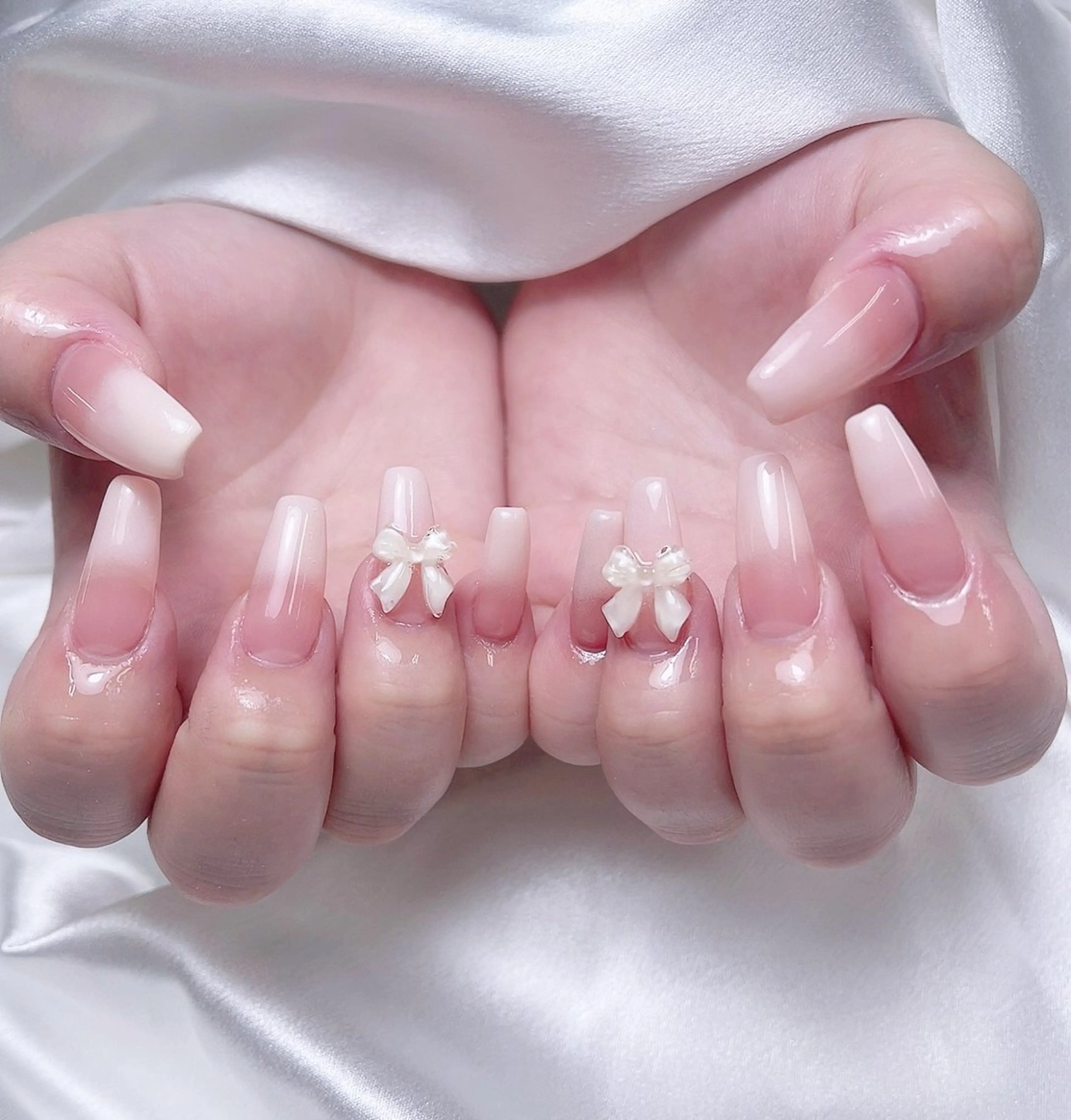 ネイル フットネイル ジェルネイル マグネットネイル 持ち込み ワンカラーネイル ハンドネイル ╹◡╹Mimoミモ Eye&Nailのマツエク・マツパデザイン