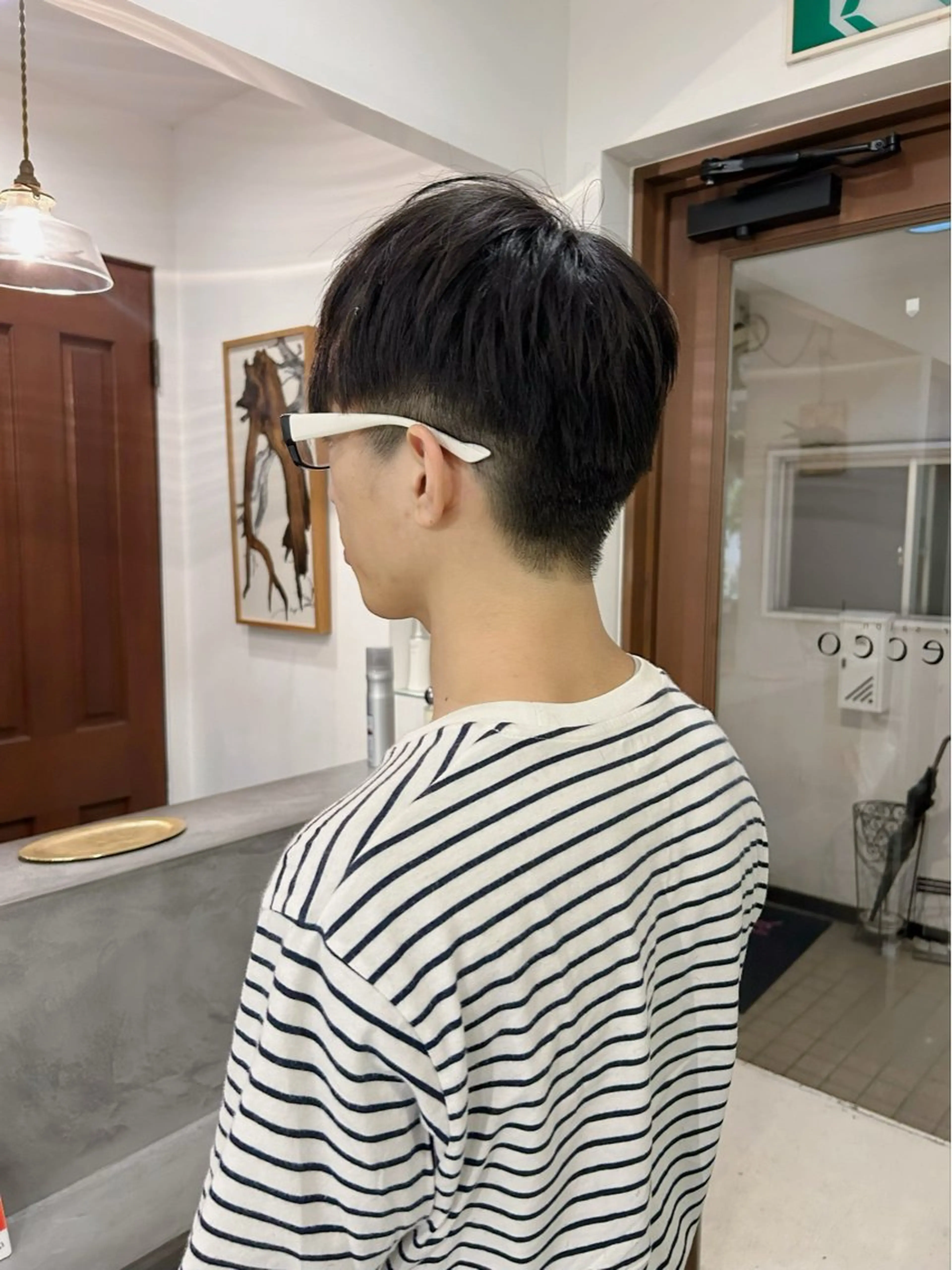 ショート メンズ マッシュ 刈り上げ 谷澤 朋佳のヘアスタイル