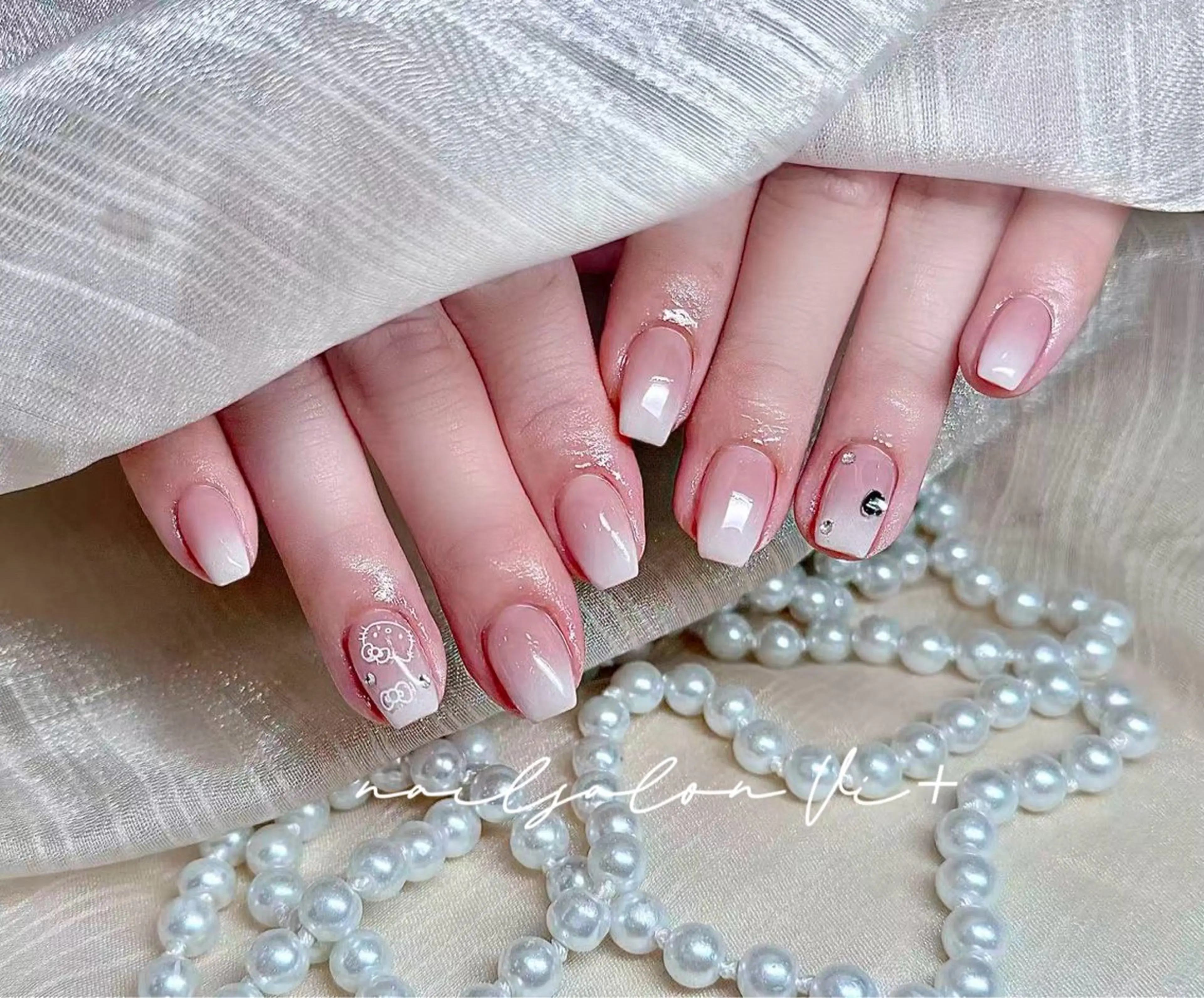 ネイル ハンドネイル ✨Nailsalon Vi+✨のネイルデザイン