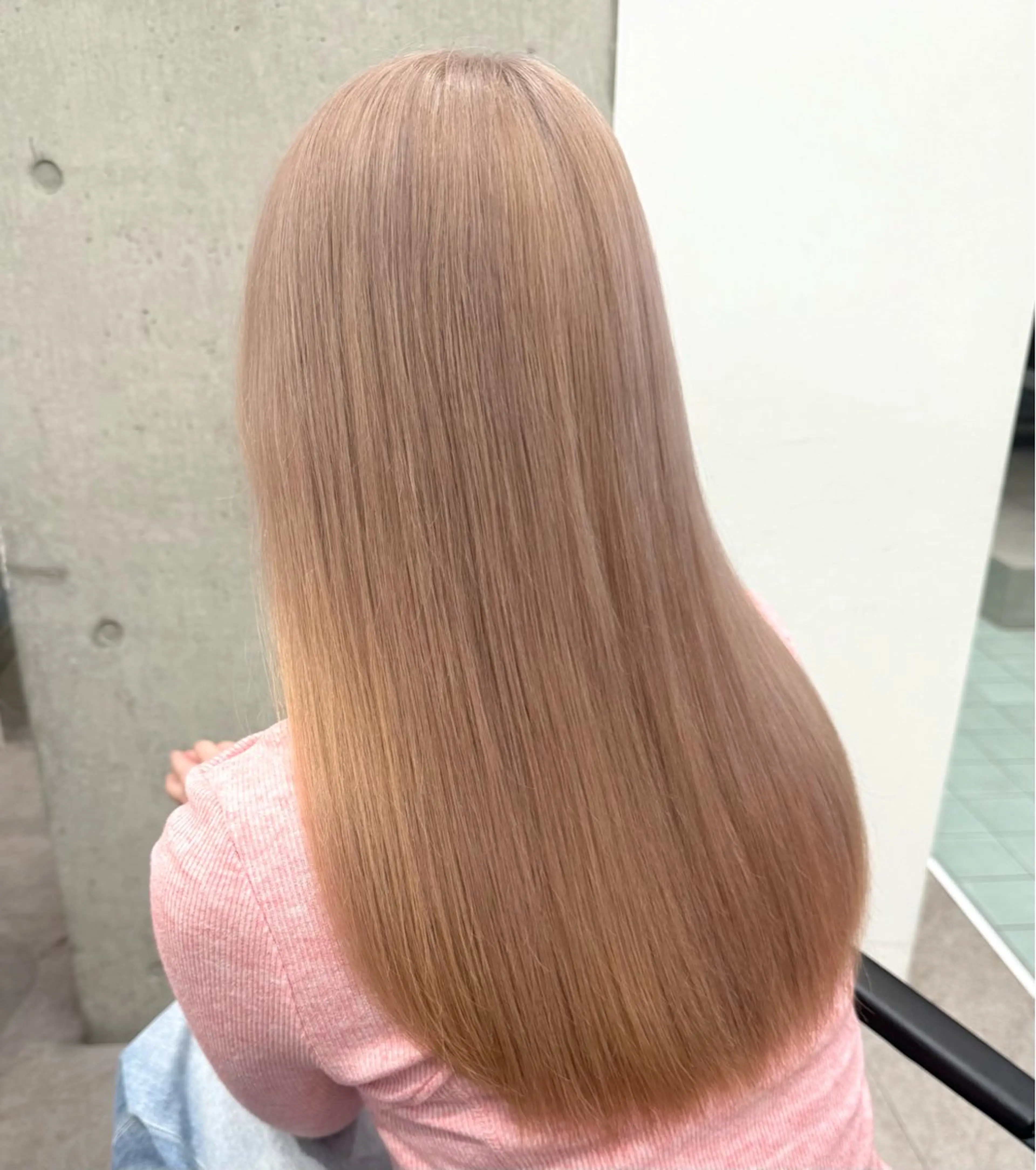 セミロング カラー ヘアカラー トリートメント ブリーチカラー💫 Miku🫶🏻のヘアスタイル