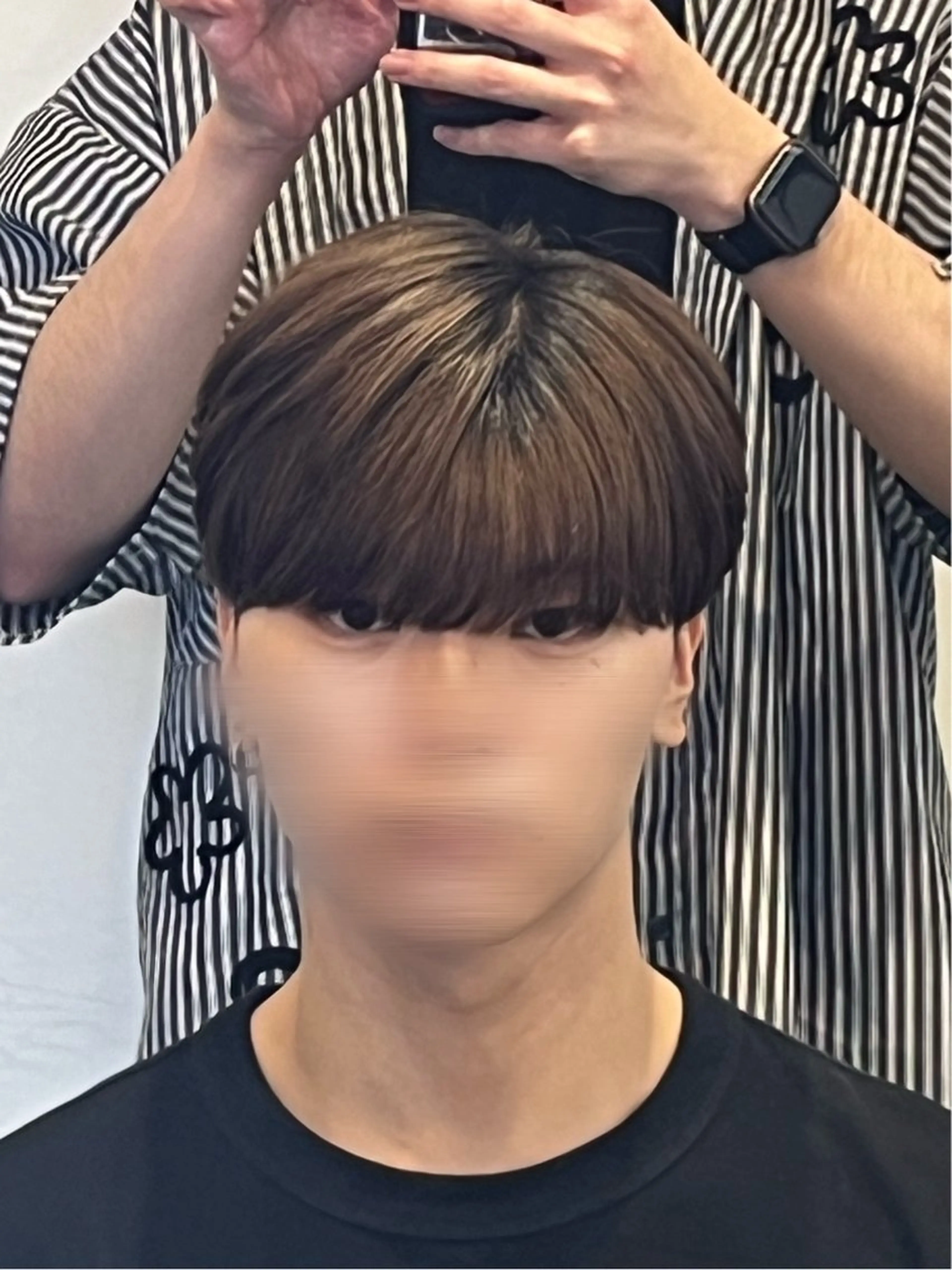 ショート メンズ マッシュ シースルーマッシュ カット 韓国メンズヘア/ 毛流れヘア　須田龍世のヘアスタイル