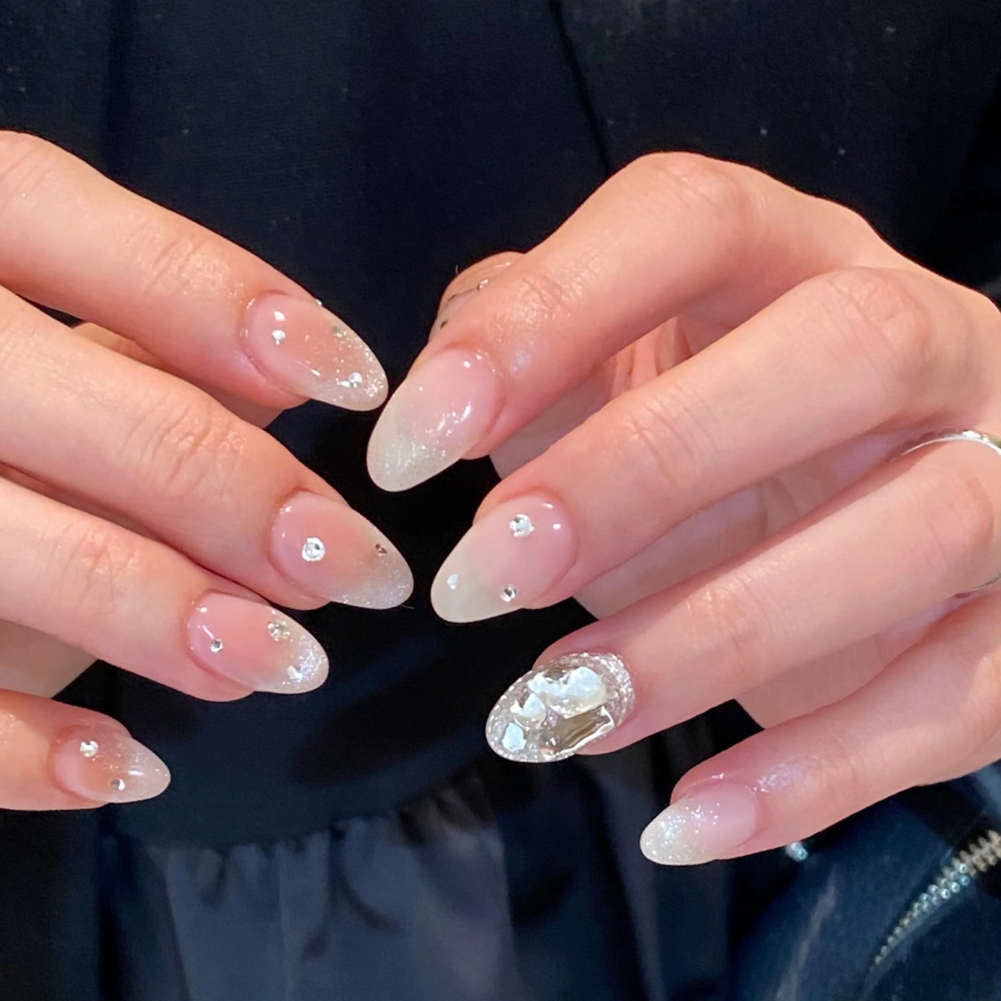 ネイル チークネイル ワンホンネイル Yuriko Omi パラジェル/渋谷のネイルデザイン