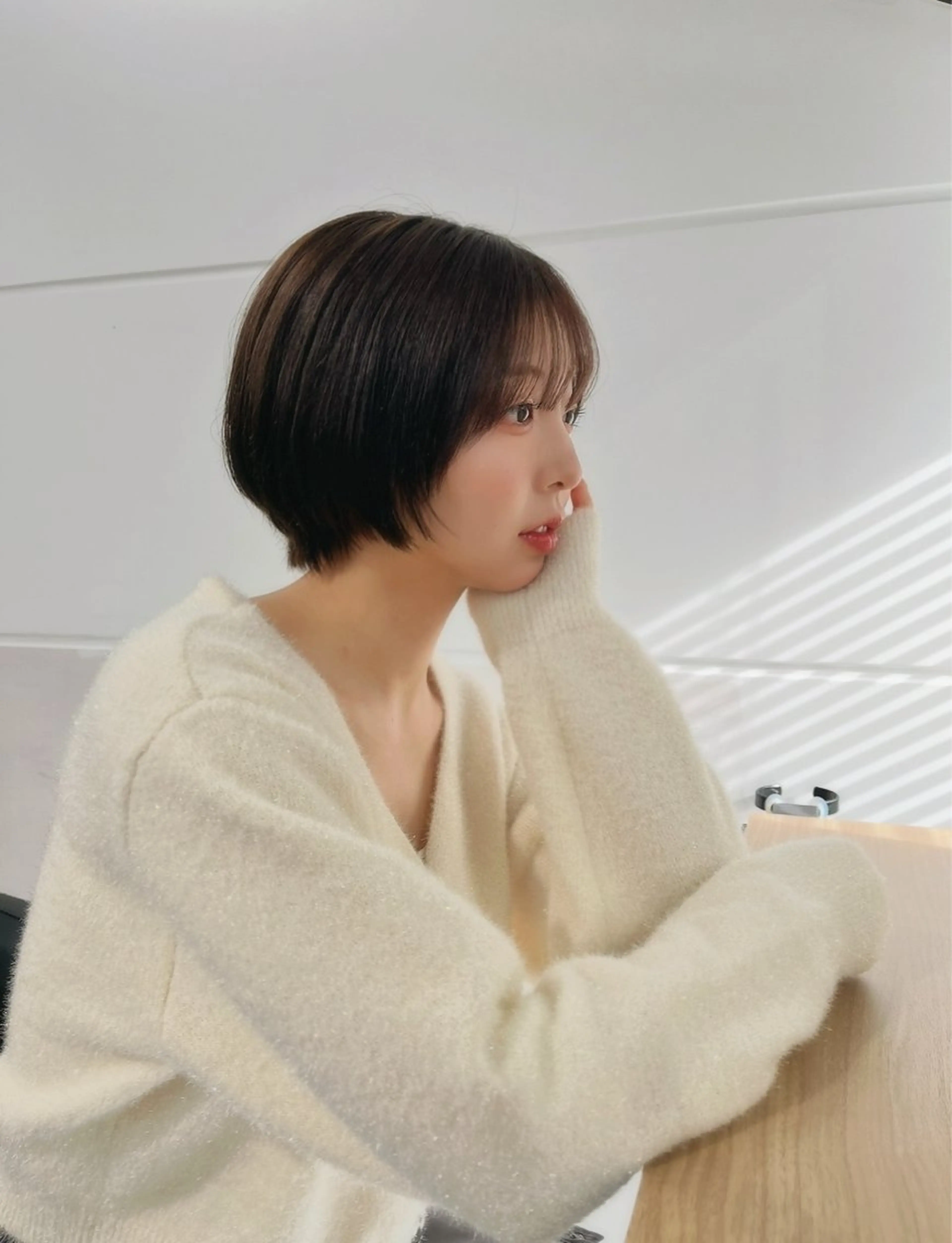 ショート 縮毛矯正/ハイトーン /パーマ/せき🧸のヘアスタイル