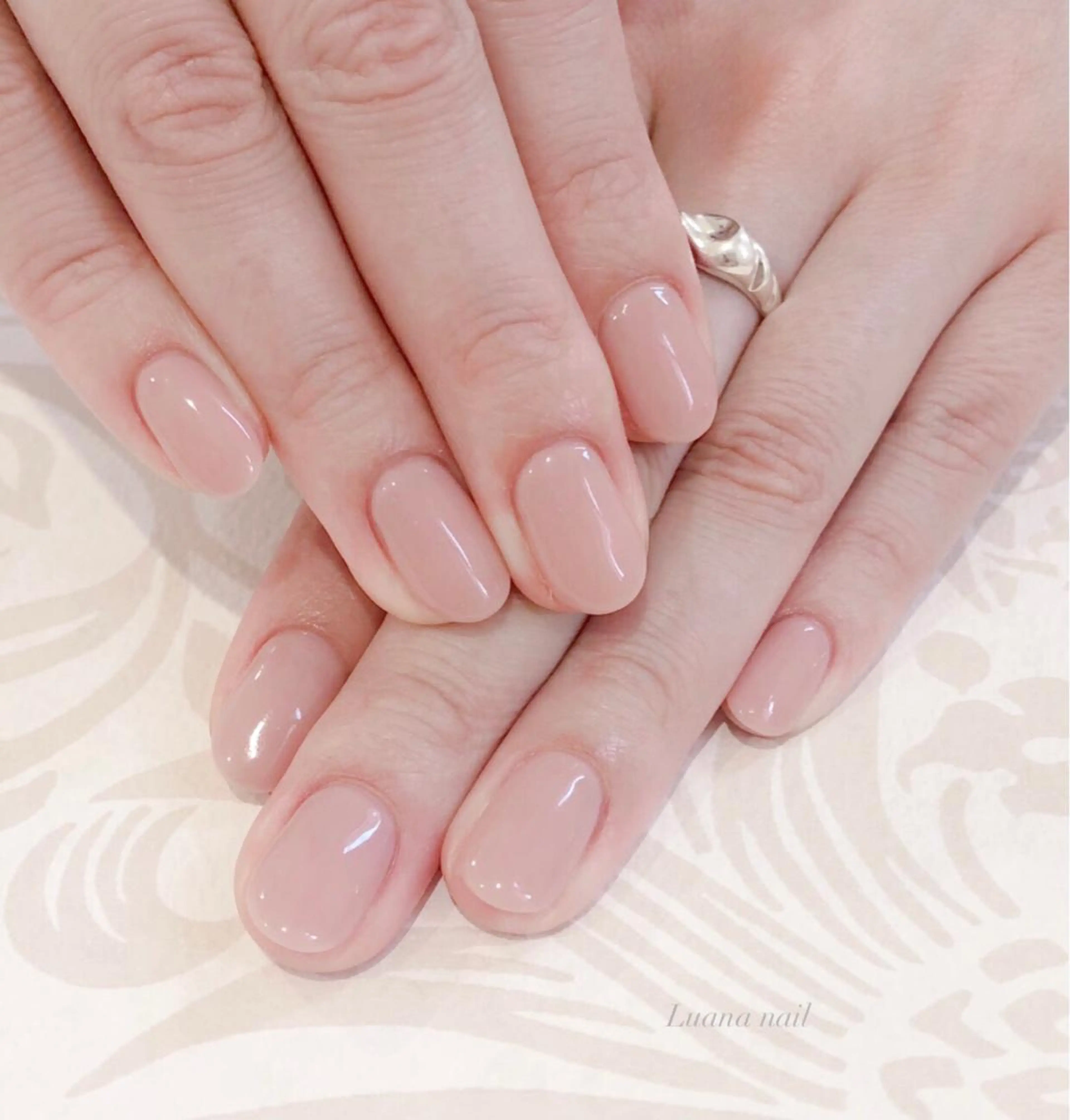 ショート キッズ ネイル ジェルネイル オフィスネイル パラジェル シンプルネイル ブライダルネイル Luana nail (ルアナネイル)のネイルデザイン