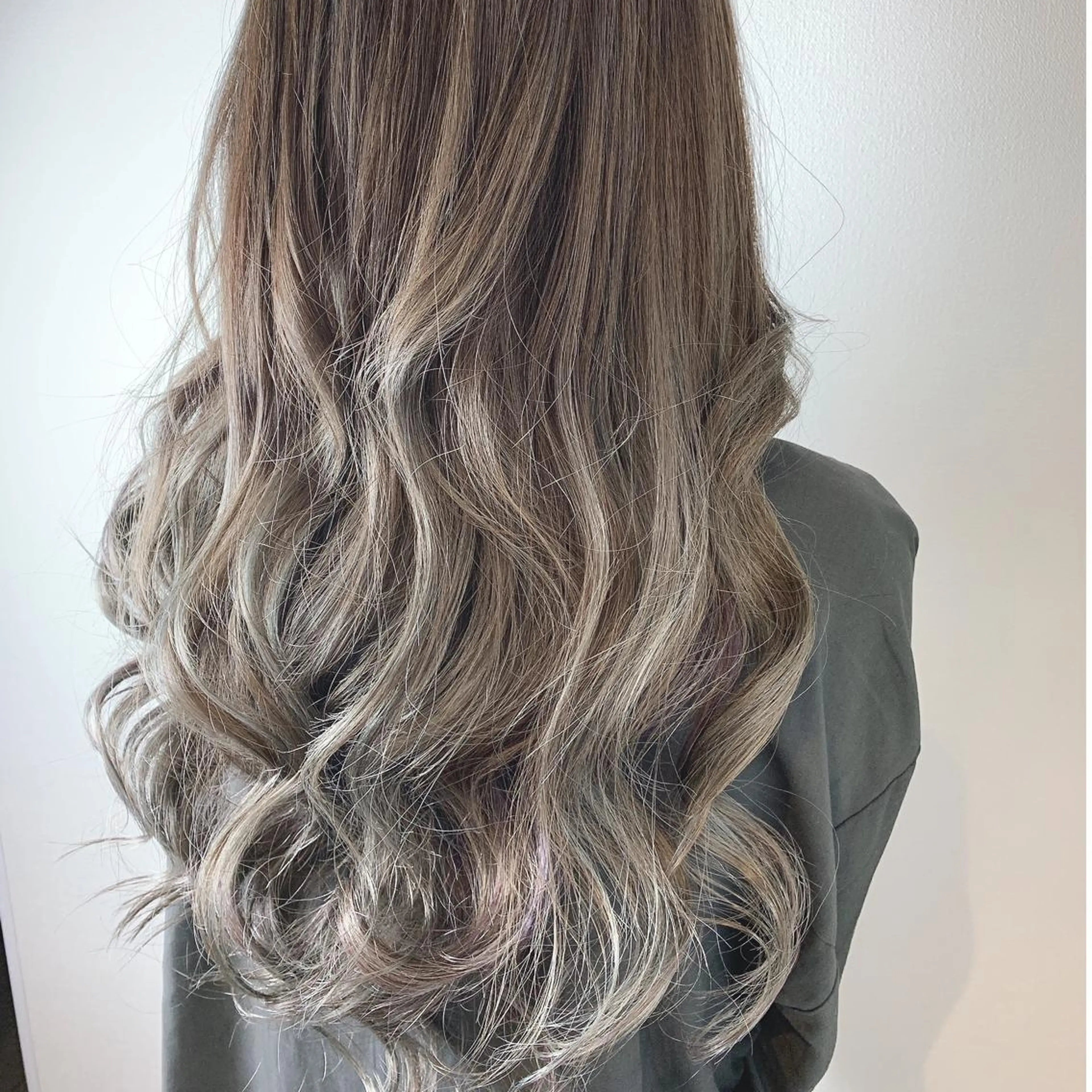 ☘️ベーシックカラー（お洒落染めor白髪染め）&プラチナトリートメント✨の写真