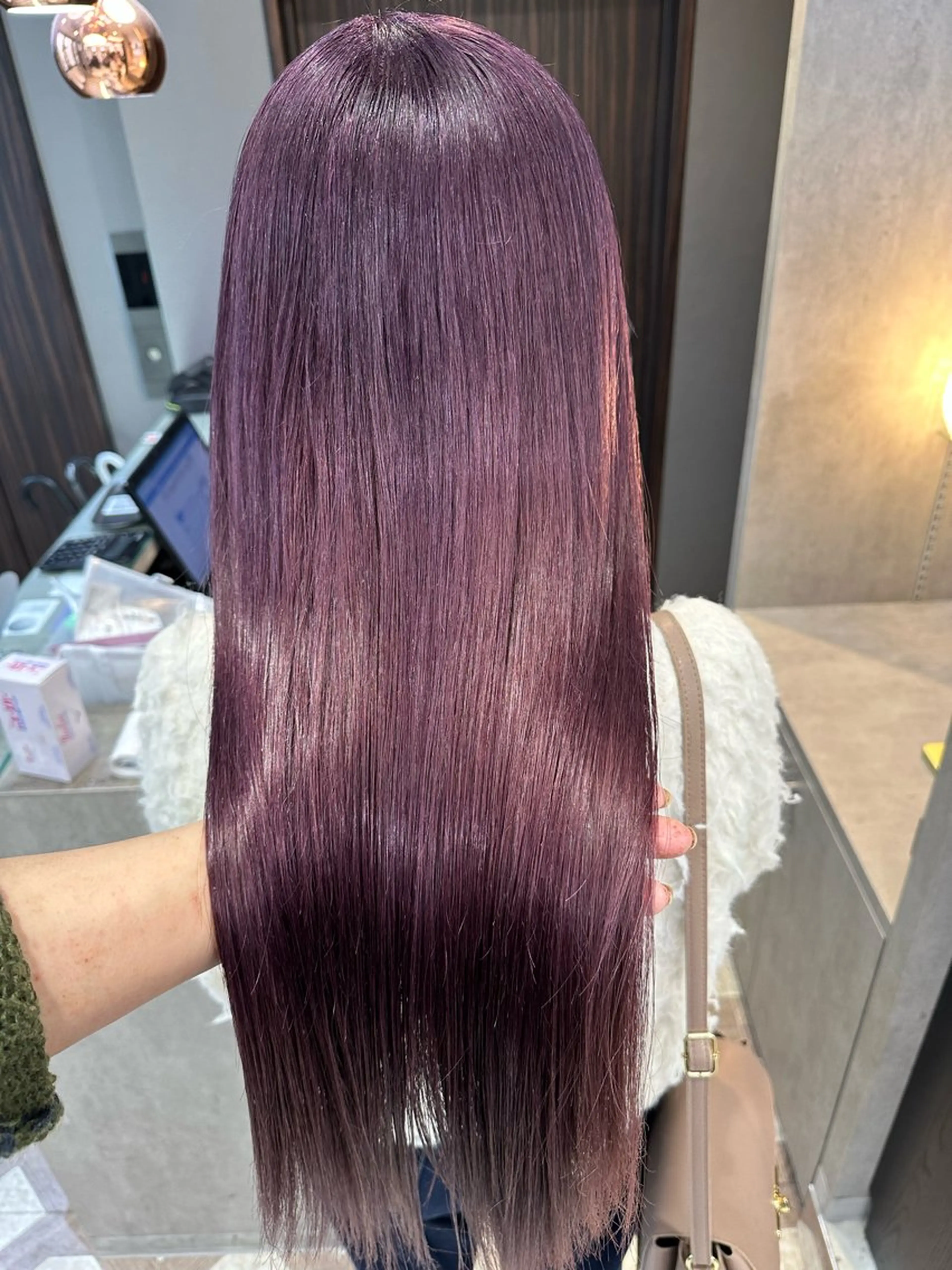ロング カラー カット ヘアカラー トリートメント AYAKASA 暖色カラー/レイヤーのヘアスタイル