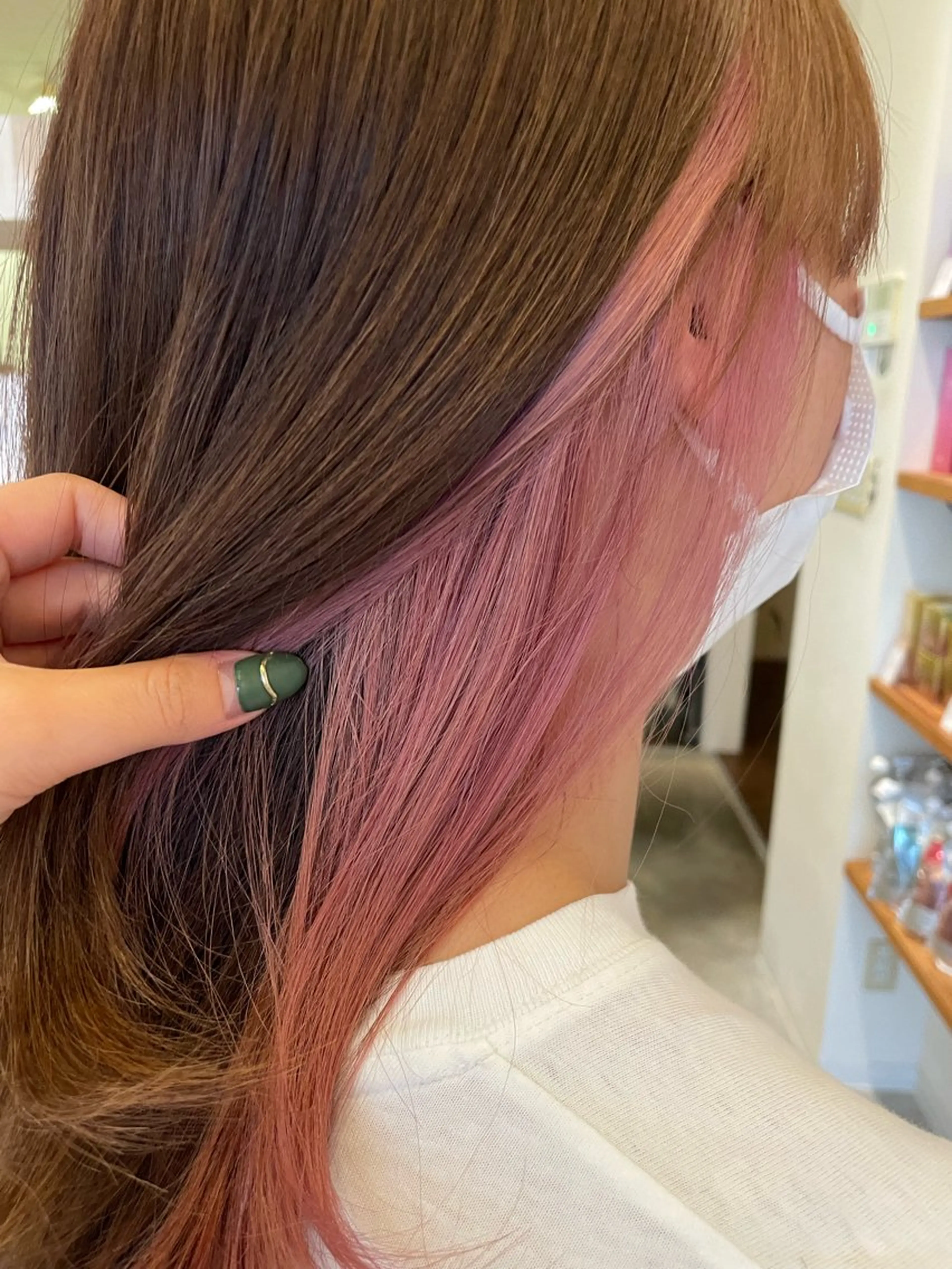 セミロング 康本 瑞季のヘアスタイル