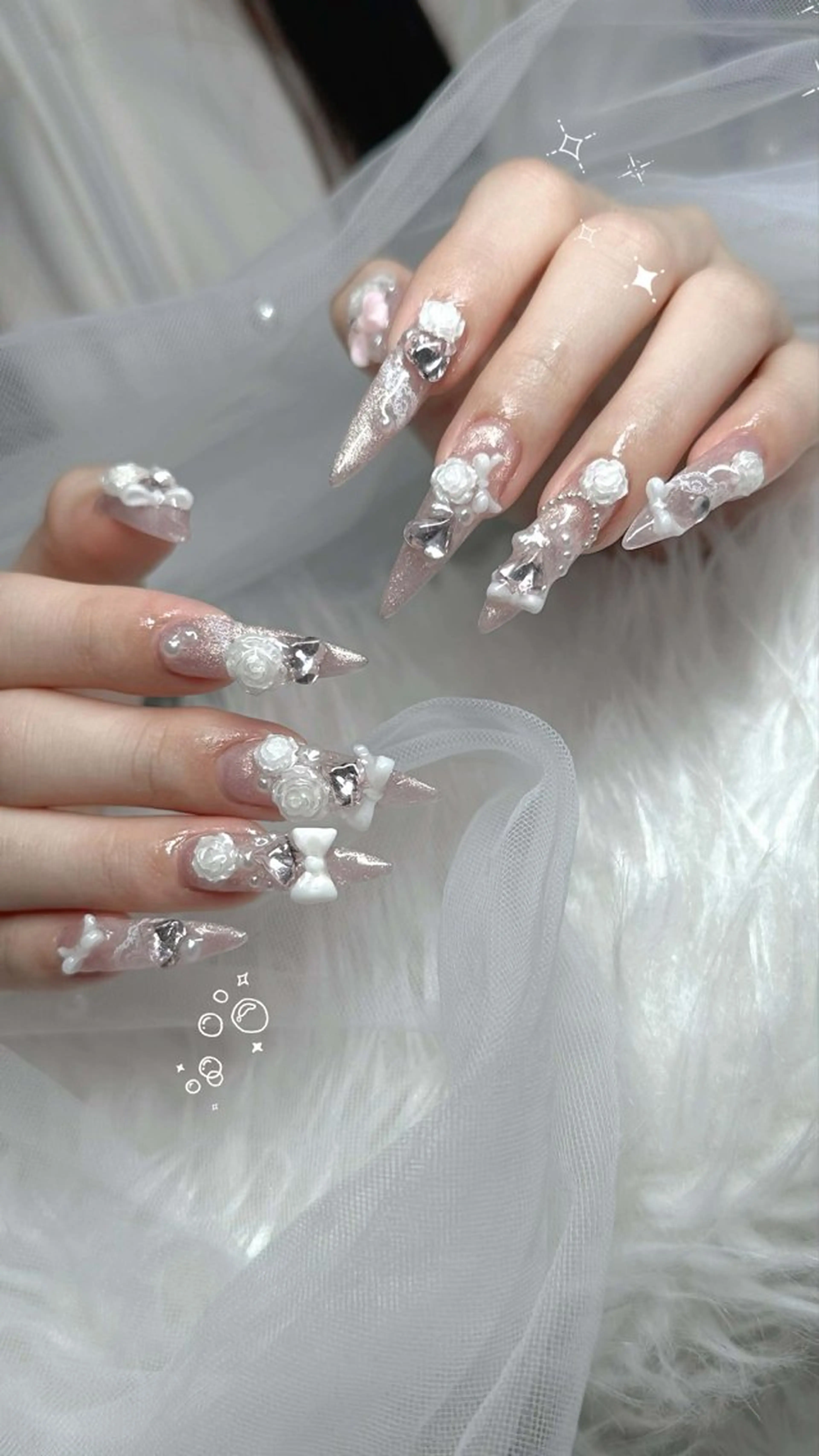 ネイル フレンチネイル ジェルネイル ガラスフレンチ ハロウィン ハート ハンドネイル H.baby Nail Salonのネイルデザイン