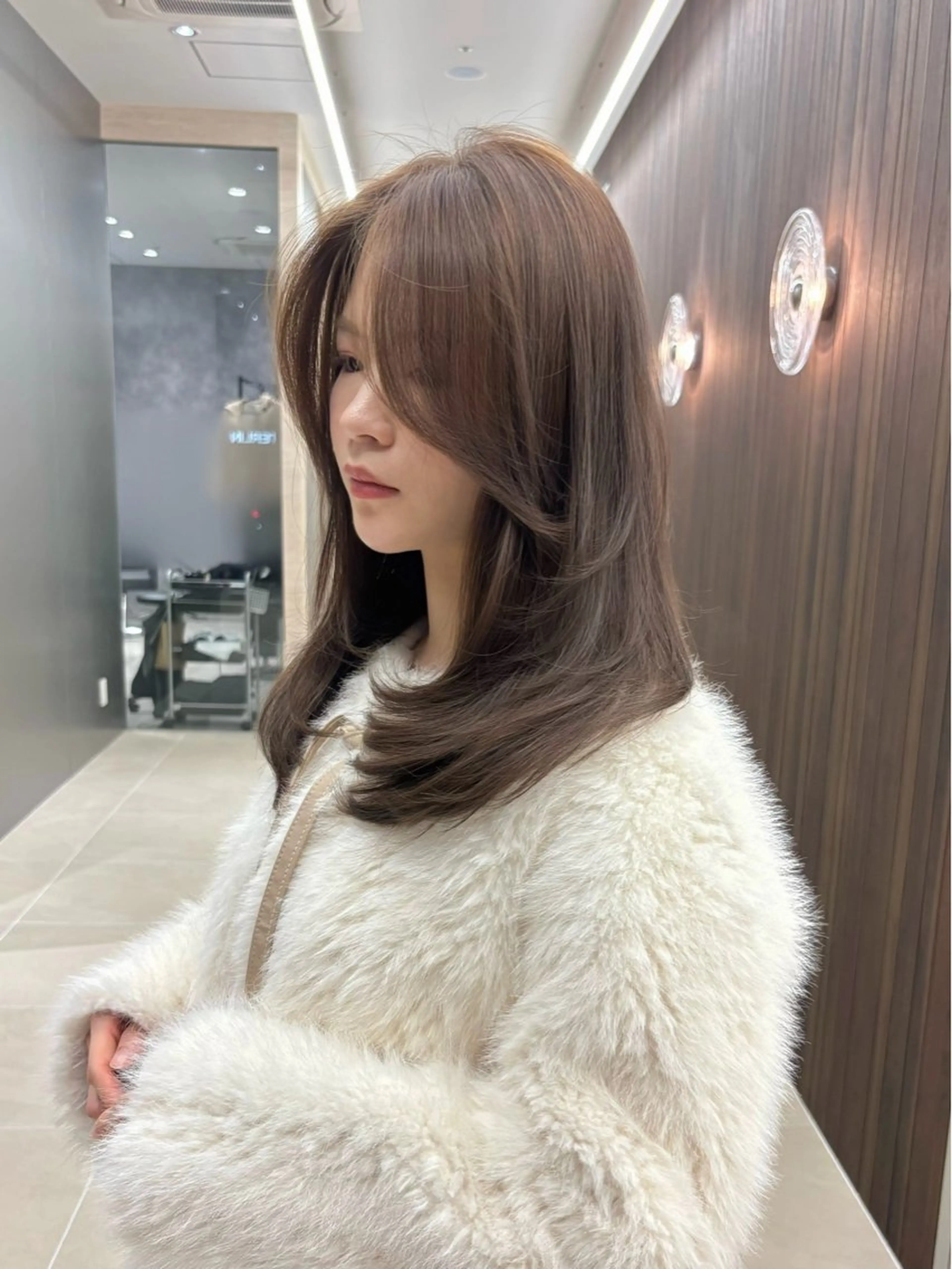 セミロング カラー 透明感カラー レイヤーカット カット PULSE yokohama所属・タッセルボブ/韓国 レイヤー/髪質改善のヘアスタイル