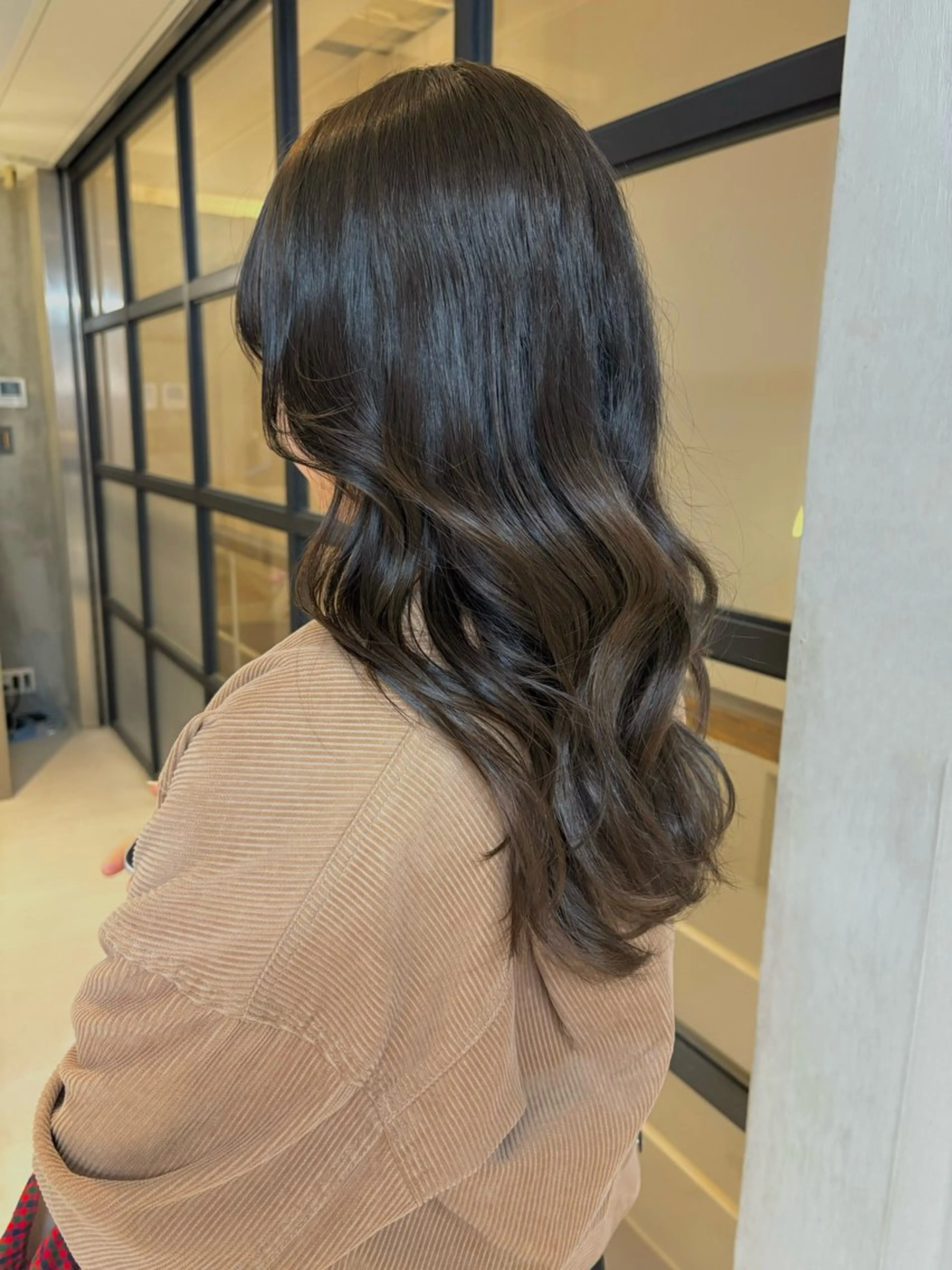 ミディアム 韓国風ヘア マツイ モモノのヘアスタイル