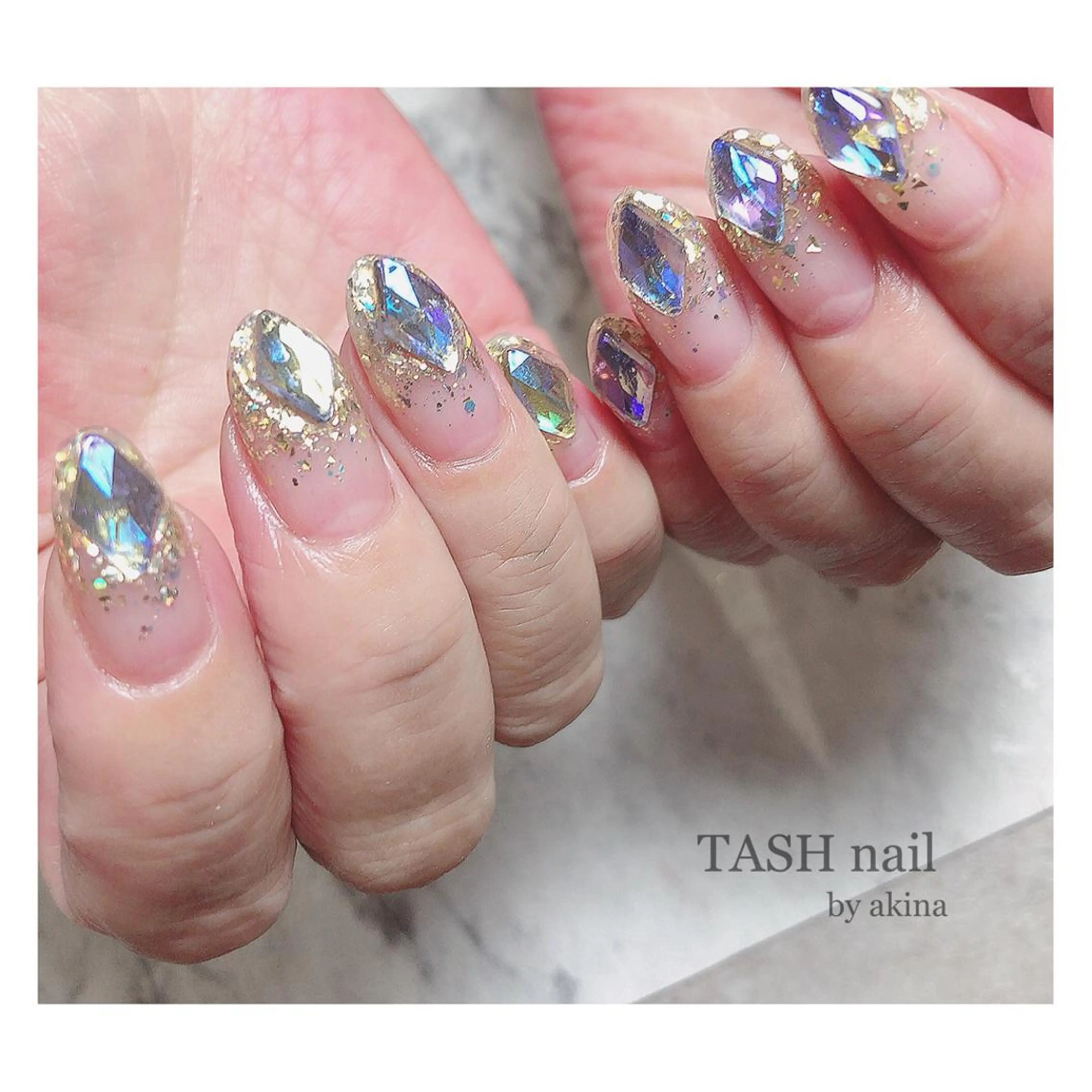 ネイル TASH nailのネイルデザイン