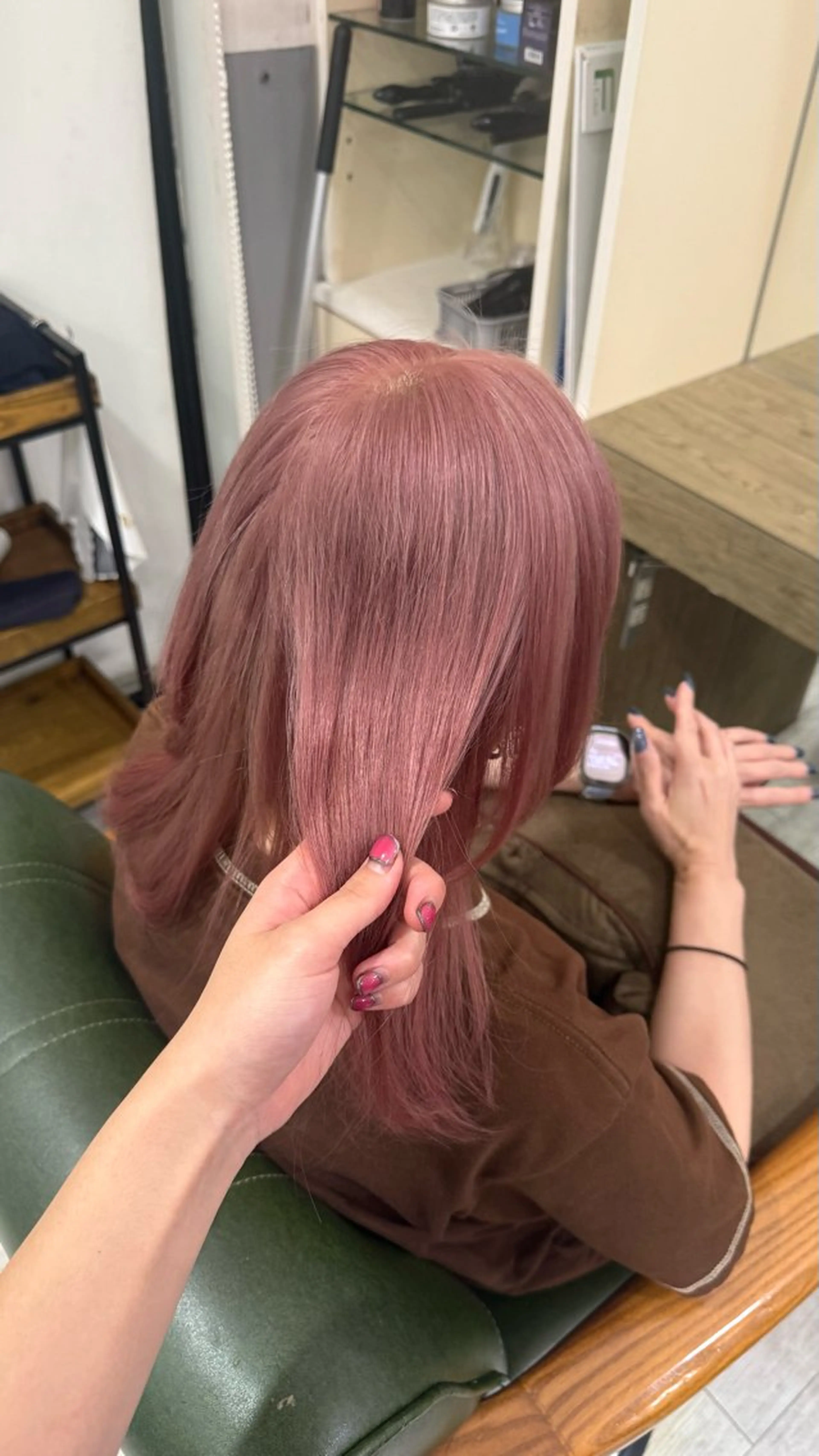 セミロング 韓国風ヘア 似合わせカット トリートメント ヘアカラー 磯貝七海/カラー /ブリーチ/縮毛矯正のヘアスタイル