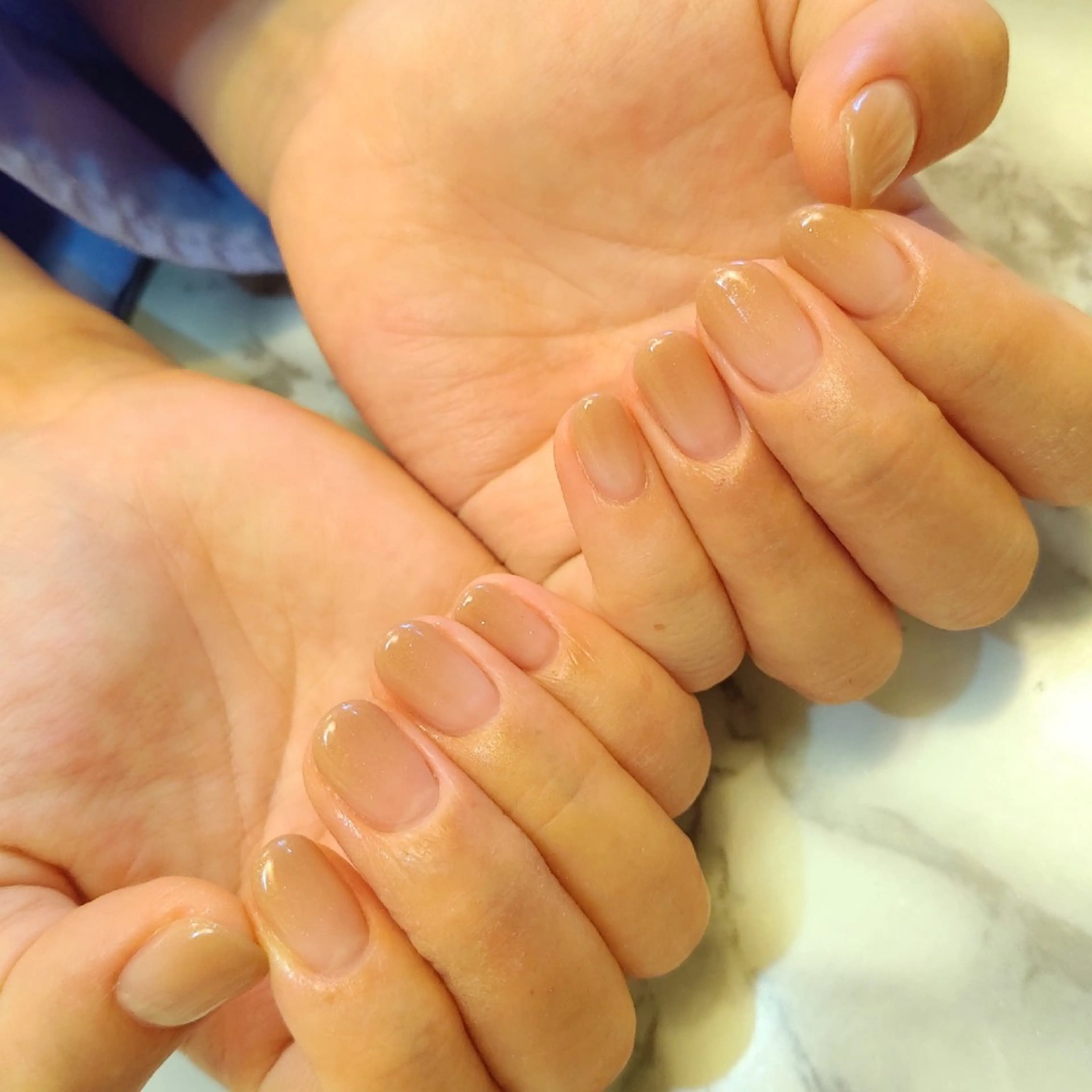 ネイル グラデーション ジェヌインネイル 河内のネイルデザイン