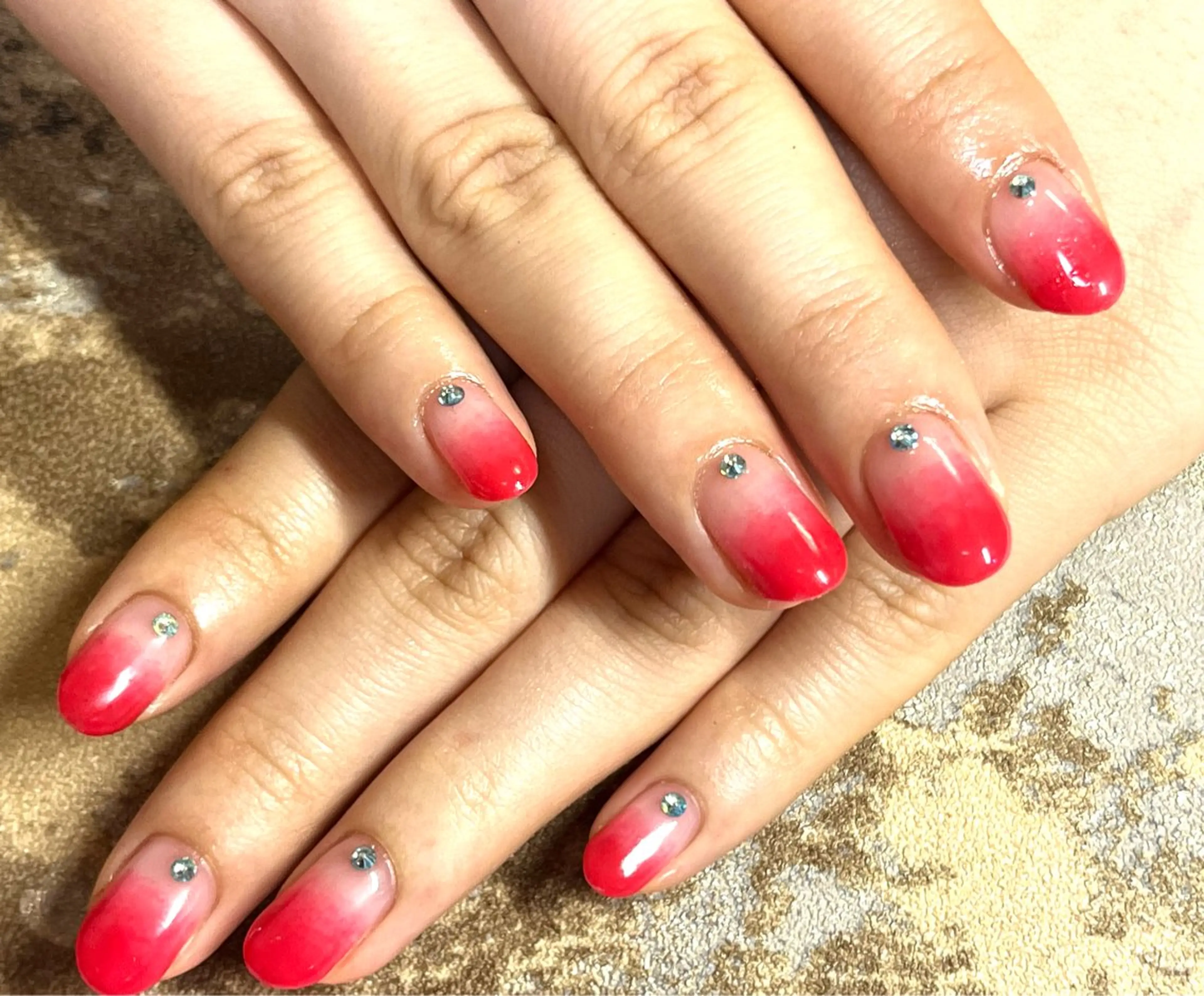 ネイル ジェルネイル グラデーション plaisir プレジールネイルのネイルデザイン