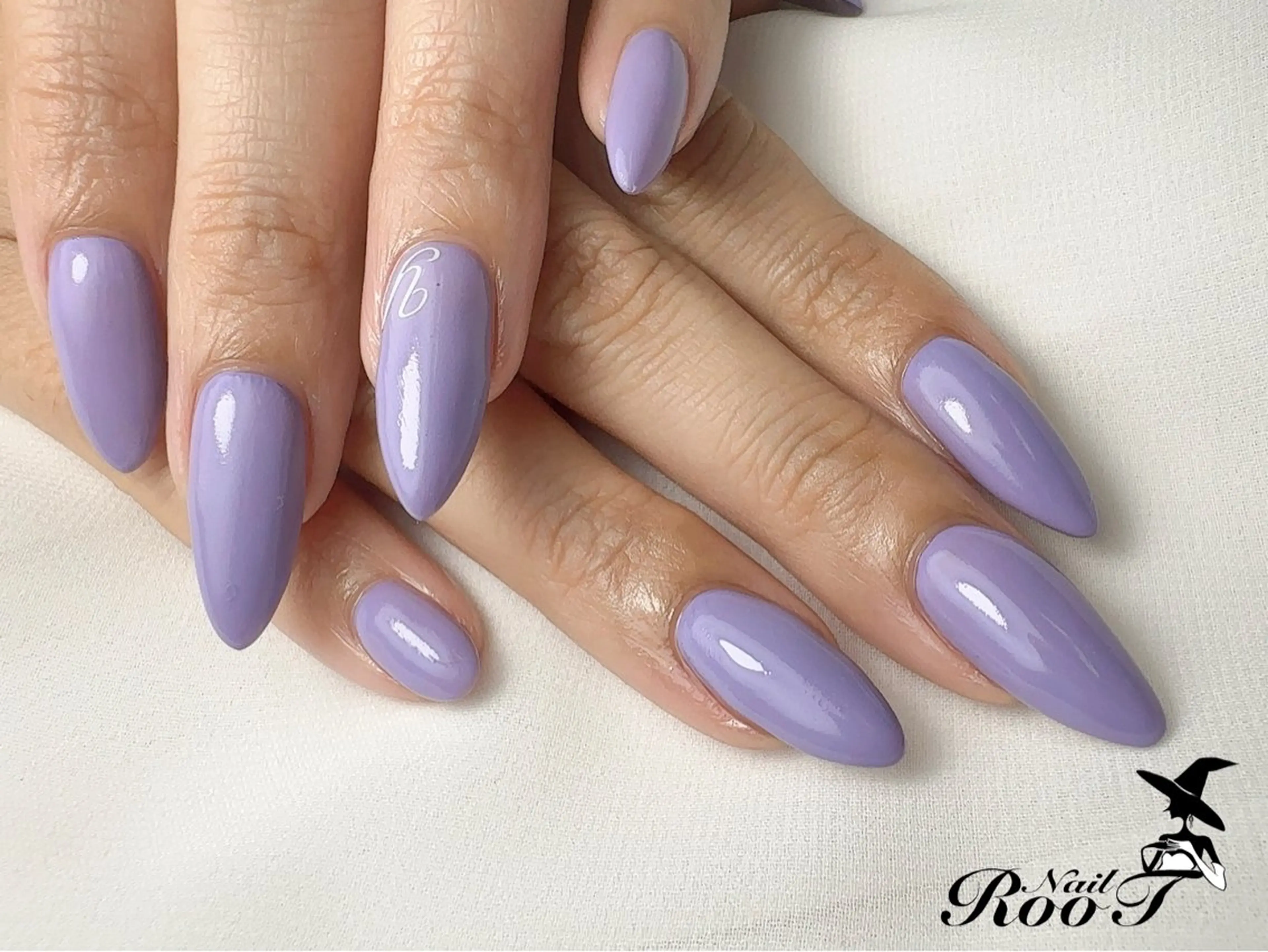 ネイル ワンカラーネイル ハンドネイル RooT Nailのネイルデザイン