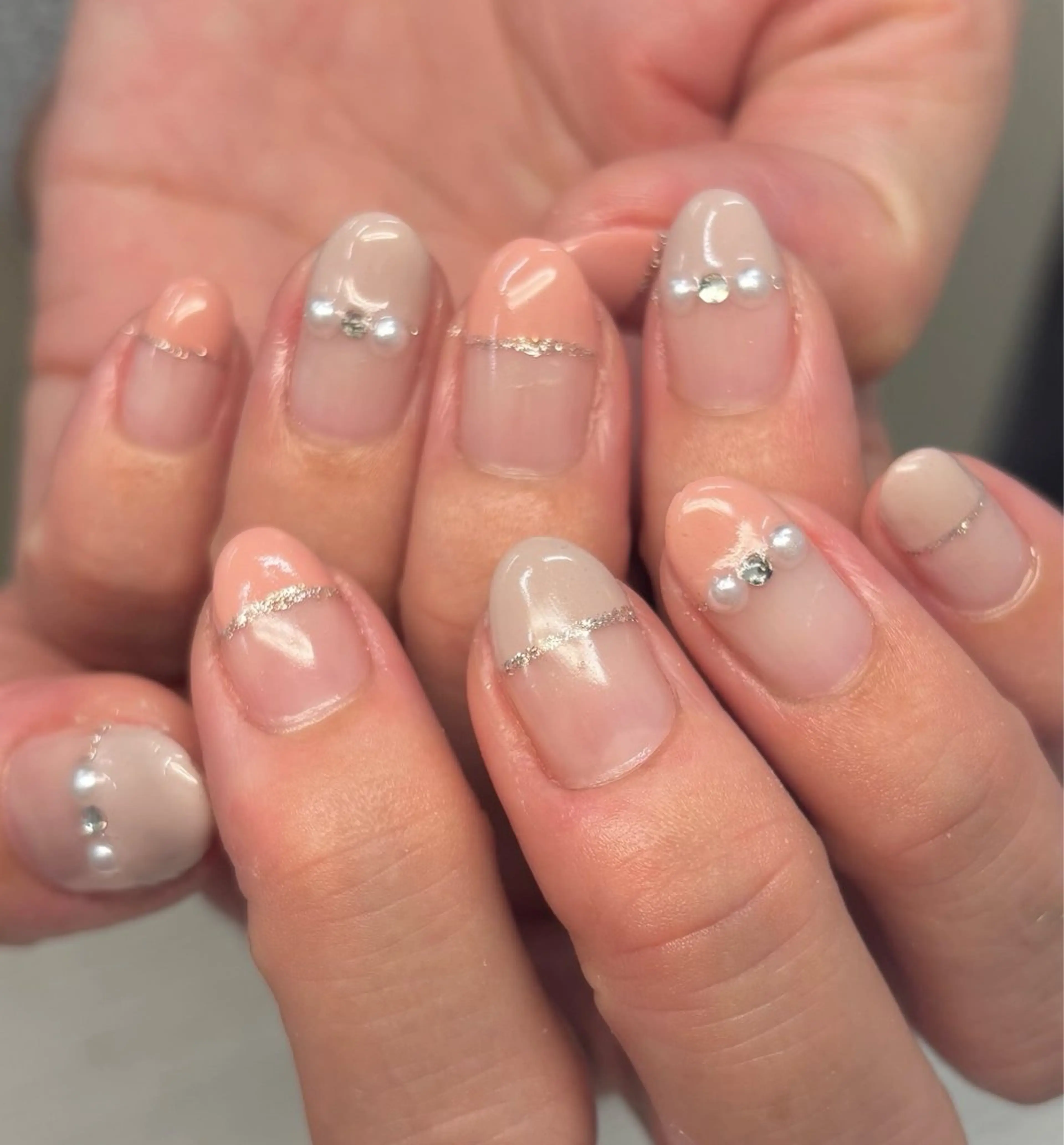 ミディアム aoz asukaのネイルデザイン