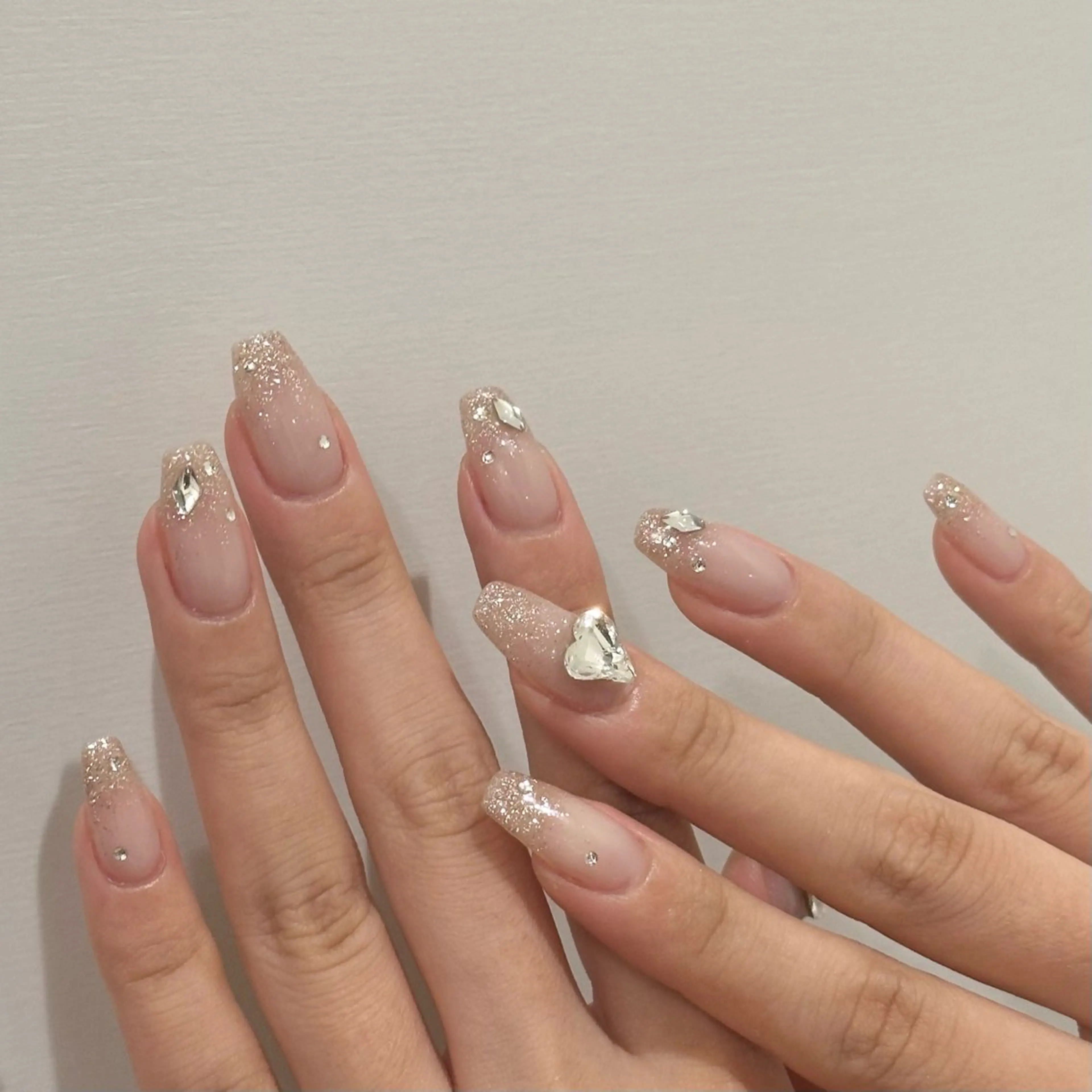 ネイル ハンドネイル reika .のネイルデザイン