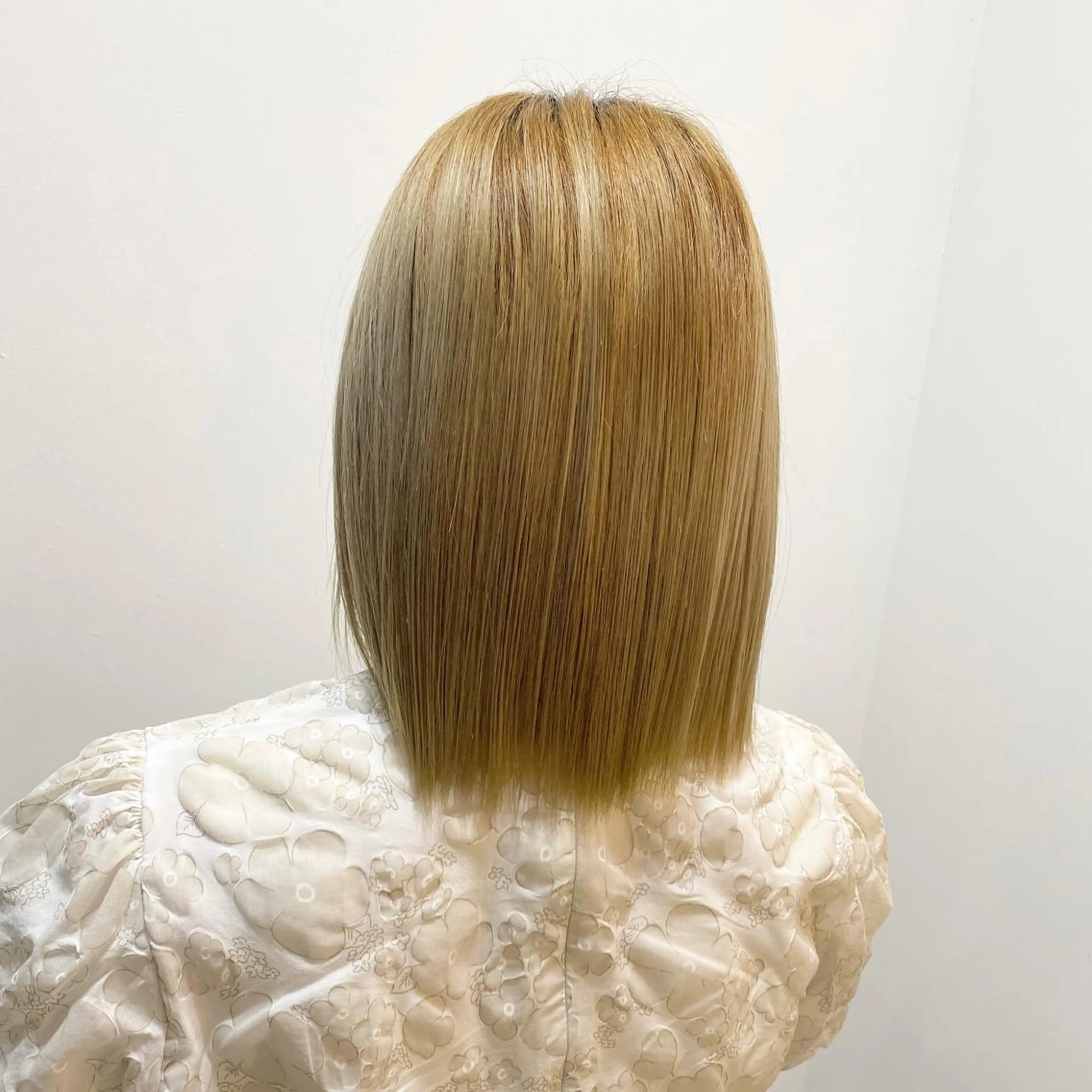 ミディアム 髪質改善 トリートメント 酸熱トリートメント 髪質改善特化 安東駿介のヘアスタイル