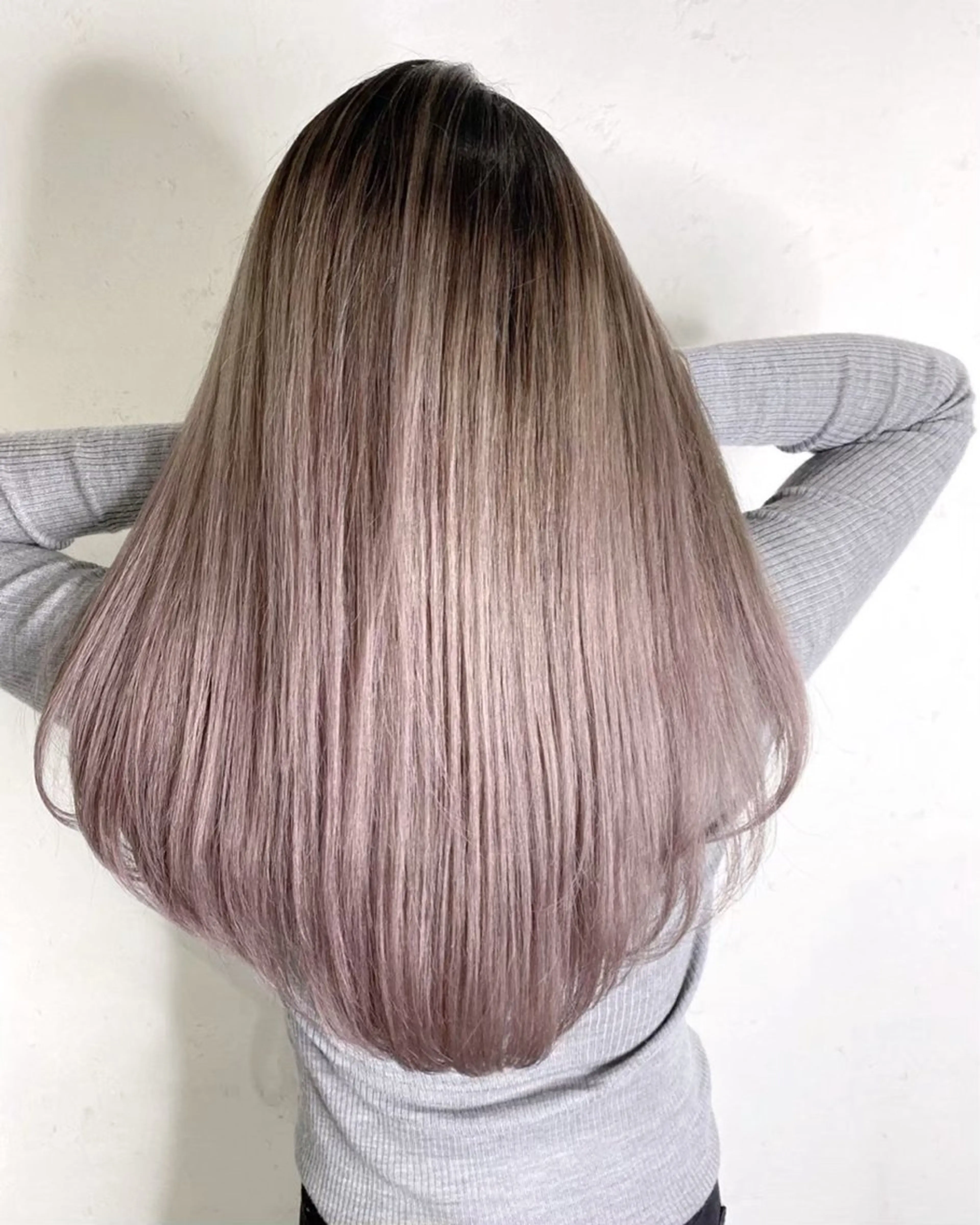 ロング カラー バレイヤージュ ブリーチ ケアブリーチ デザインカラー 髪質改善 hair studio Zen【ヘアー　スタジオ　ゼン】所属・京都駅/透明感カラー 🖤sakiのヘアスタイル