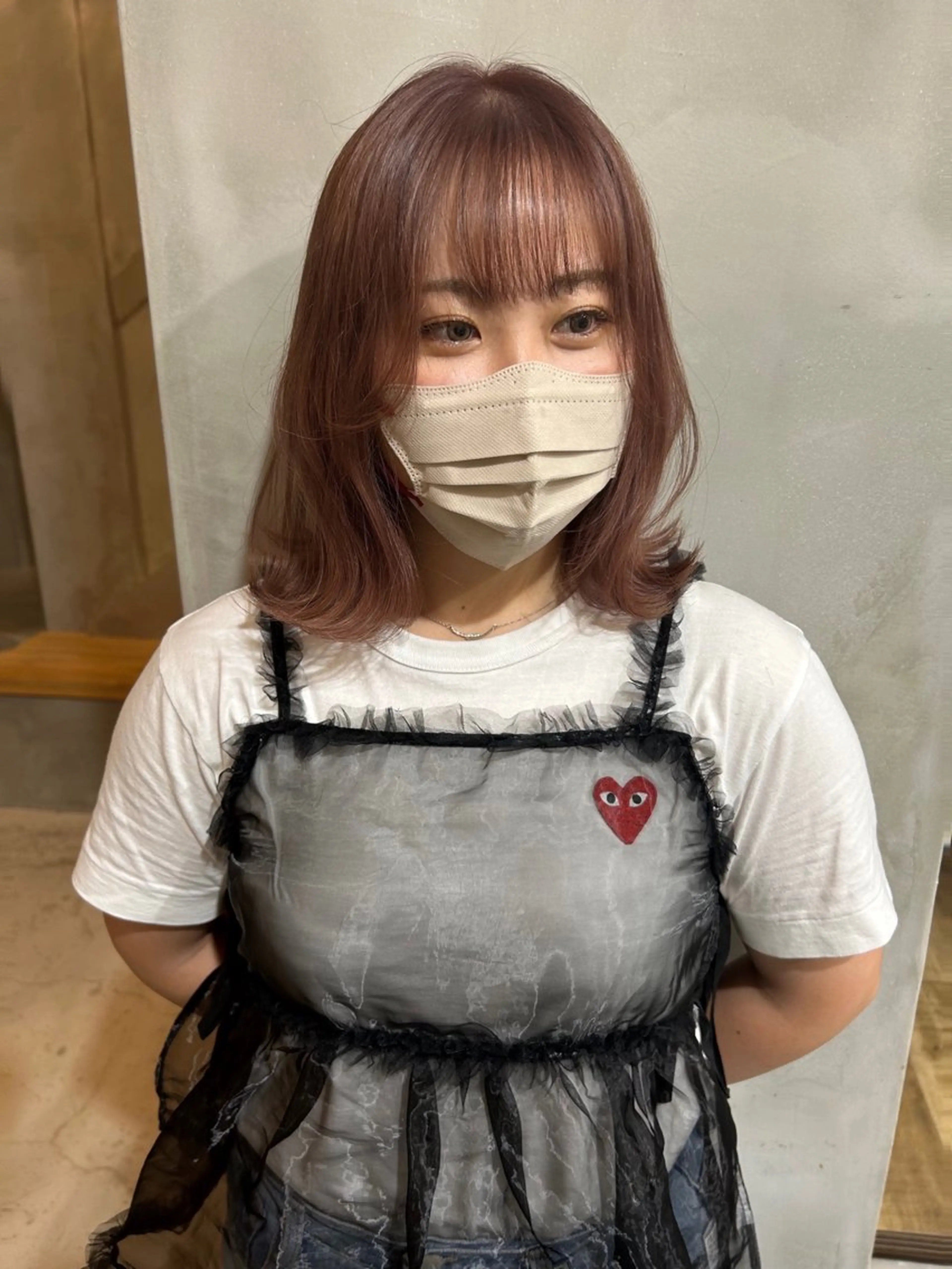 カラー ブリーチ 古澤 芽依のヘアスタイル