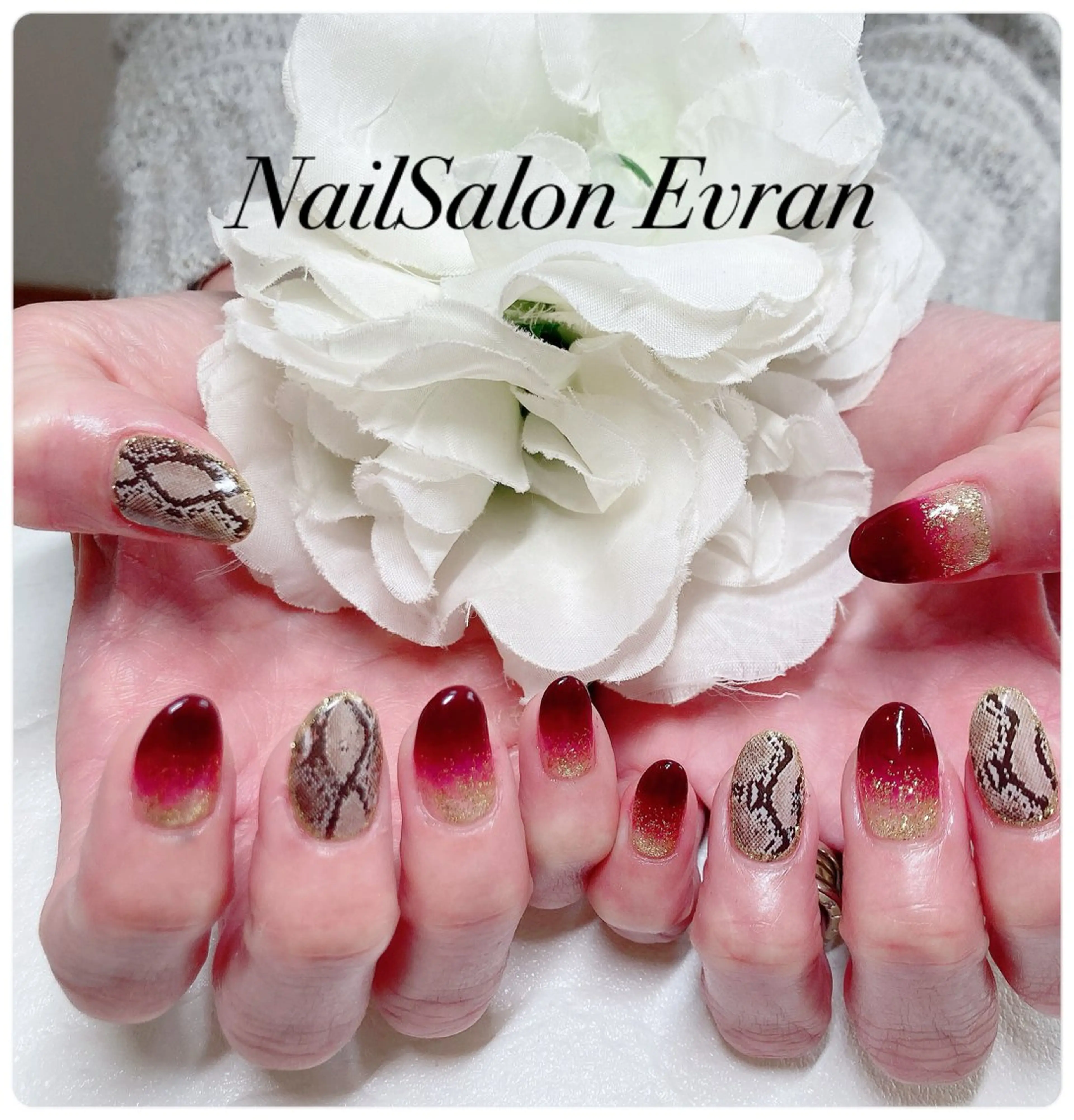 ネイル アートネイル フレンチネイル ラメ(グリッター) マグネットネイル 持ち込み ハンドネイル Nail salon Evranのネイルデザイン