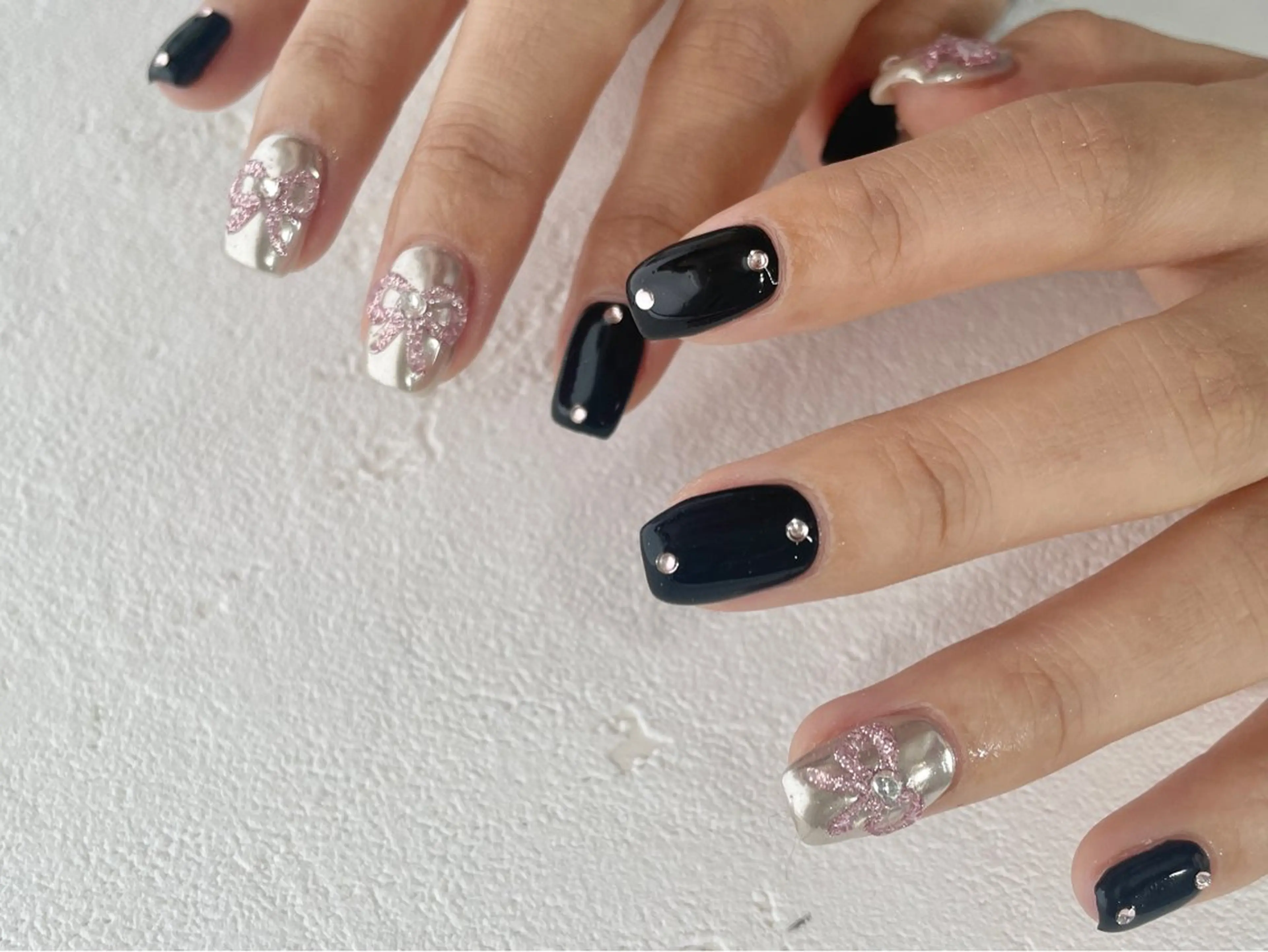 ネイル 韓国ネイル ミラーネイル 持ち込み ニュアンスネイル ワンカラーネイル ハンドネイル 園田 ソノダのネイルデザイン