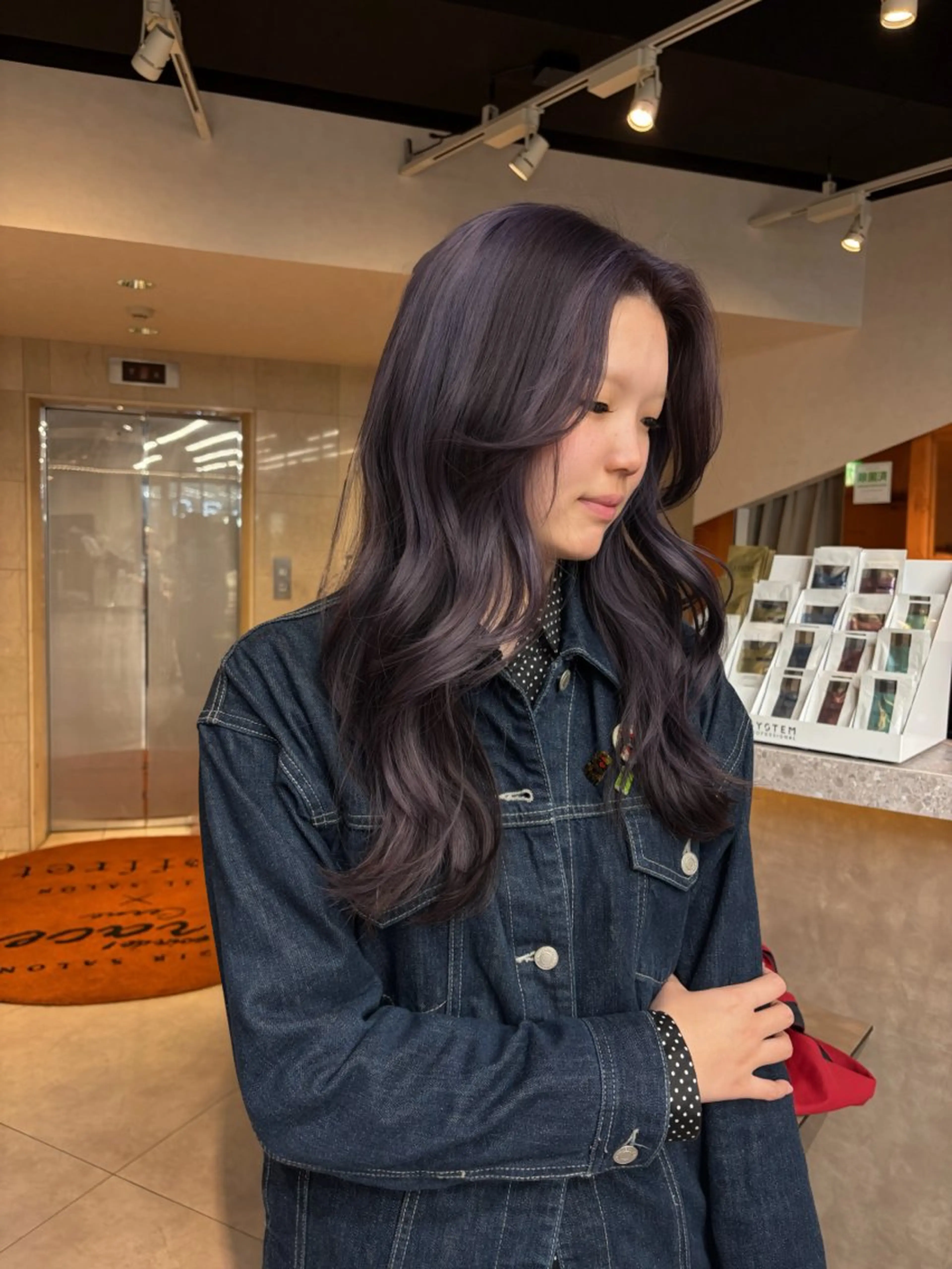 ロング カラー デザインカラー カット ヘアカラー トリートメント 韓国/レイヤー/ 透明感🩶ひかる🩶のヘアスタイル