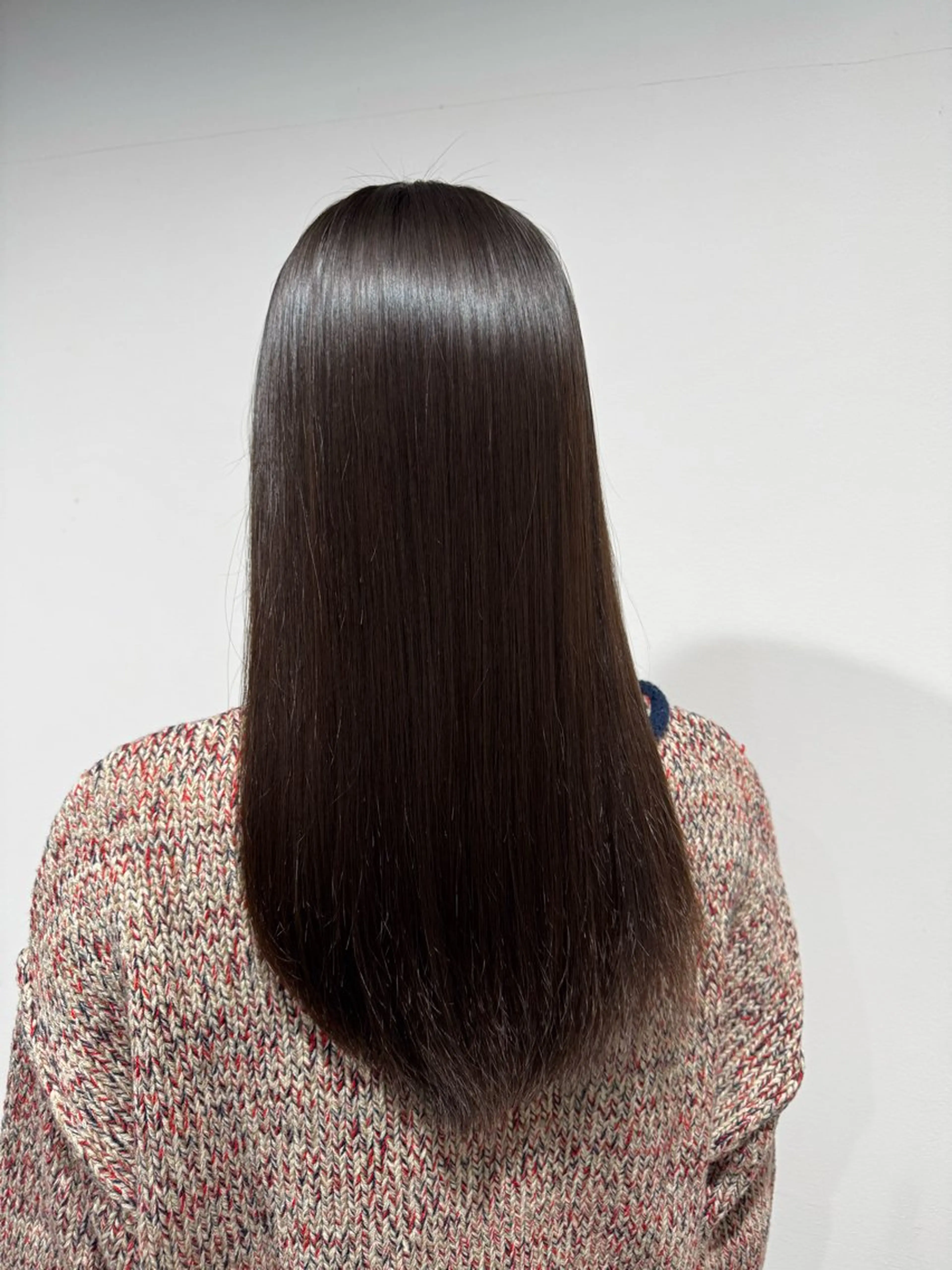 【梅雨対策☔️】広がり・うねり解消✨柔らか美髪縮毛矯正の写真